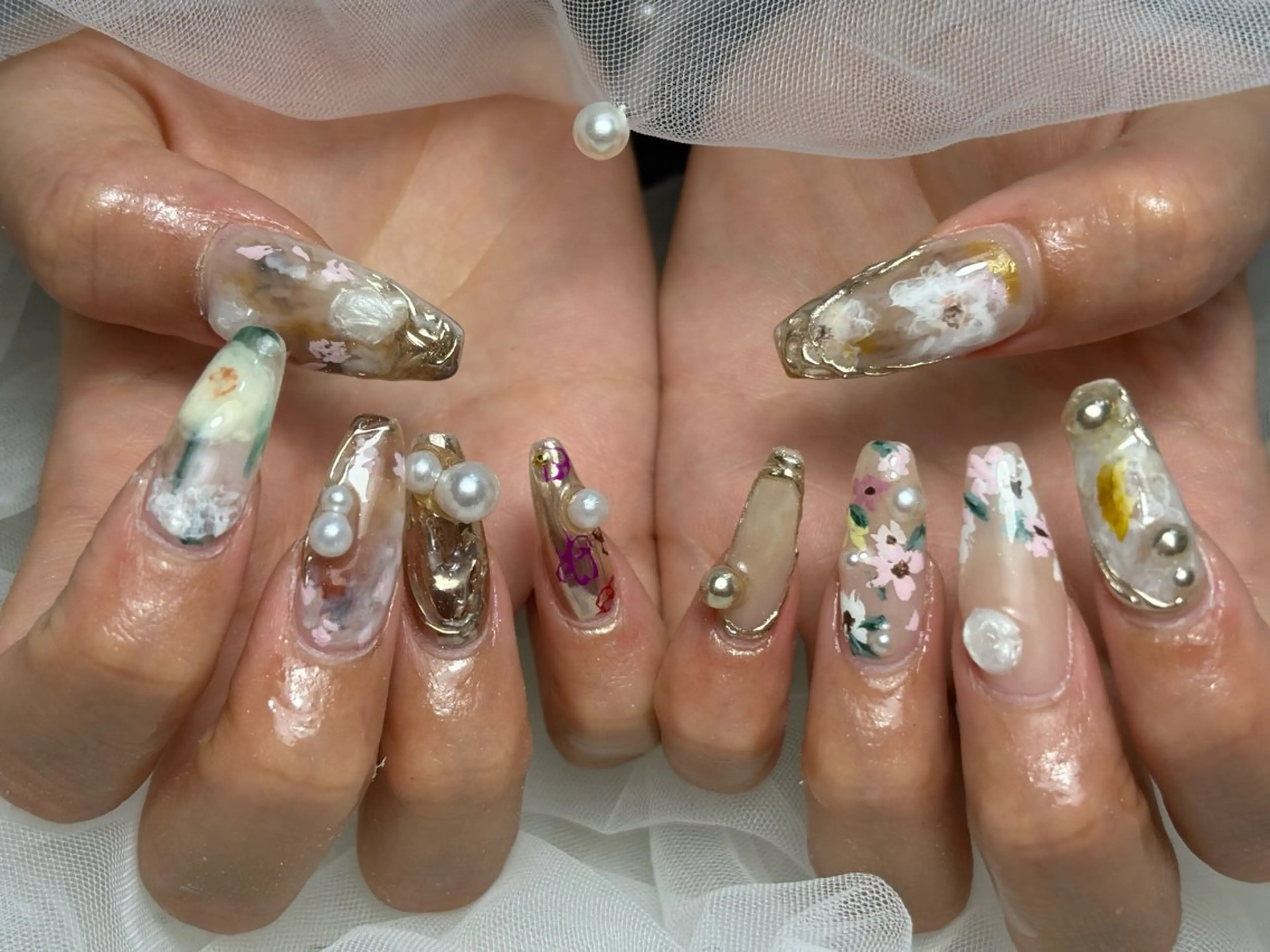 ネイル ハンドネイル フットネイル ✴︎ Delightのネイルデザイン