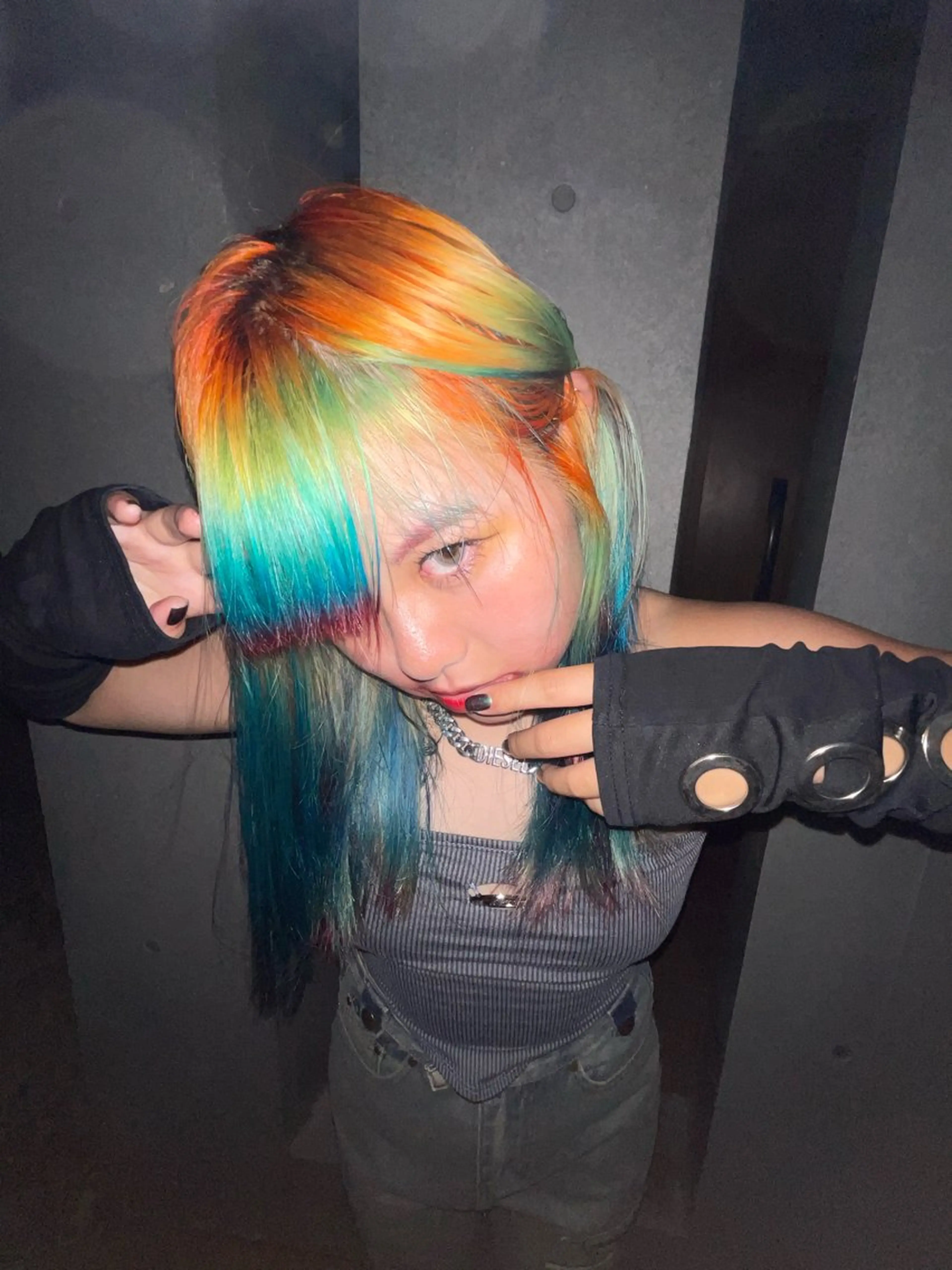 全てお任せのデザインカラー🌈どんな色になるかお楽しみのカラーメニューです※予約はリクエストのみでお願いしております✨の写真