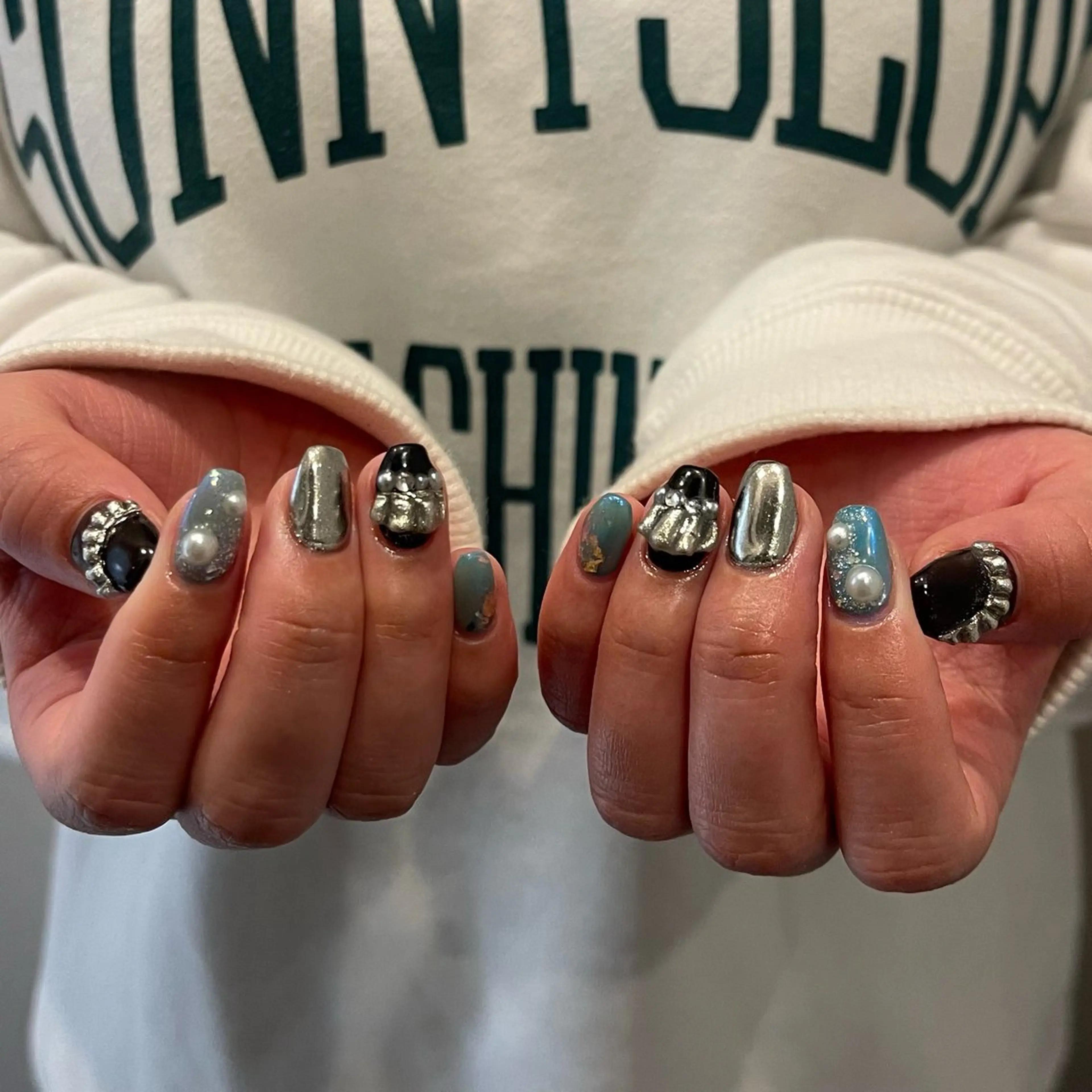 ネイル N°_shuri 【nail】のネイルデザイン