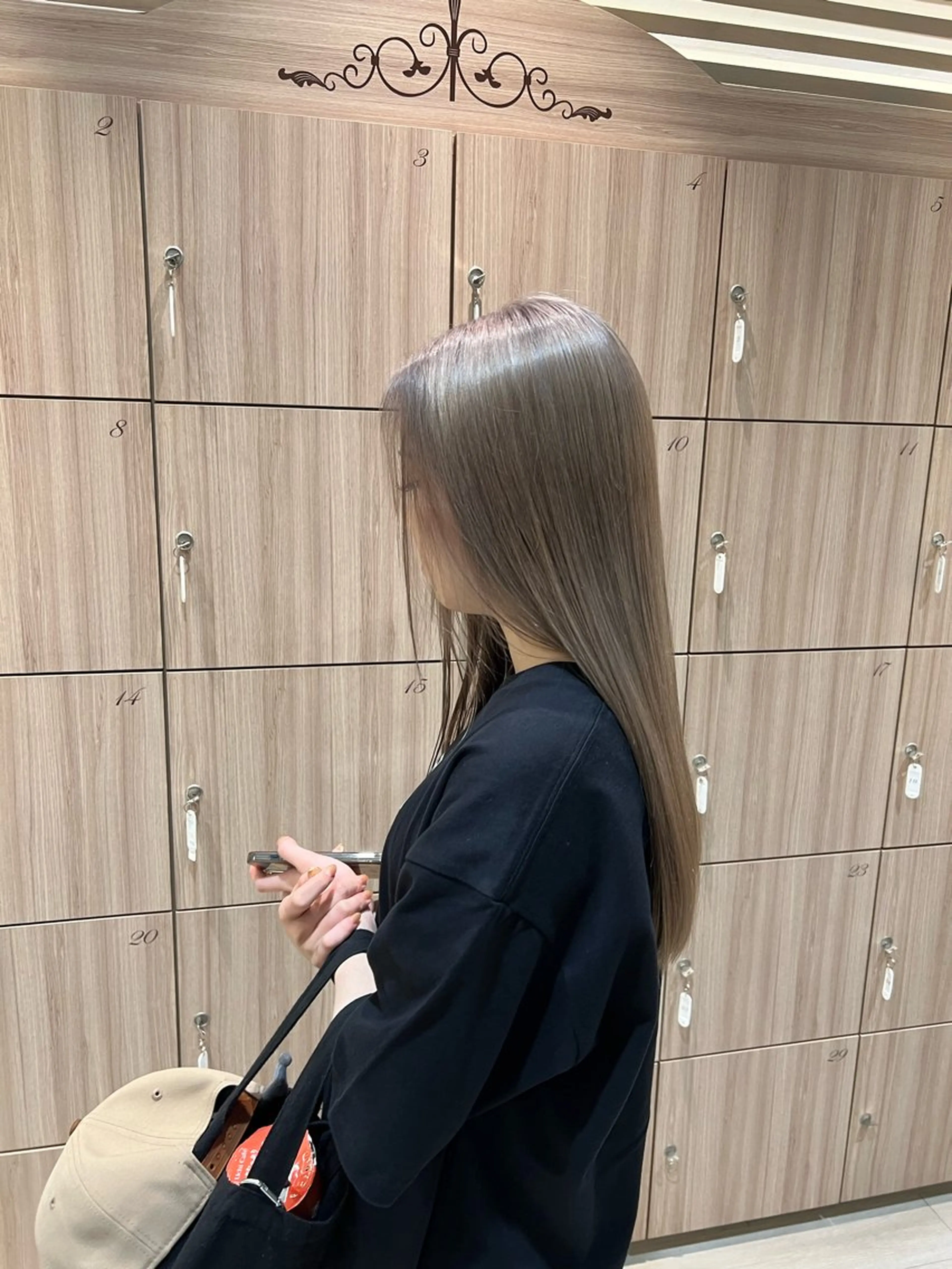 【カット、縮毛矯正、カラー】の写真