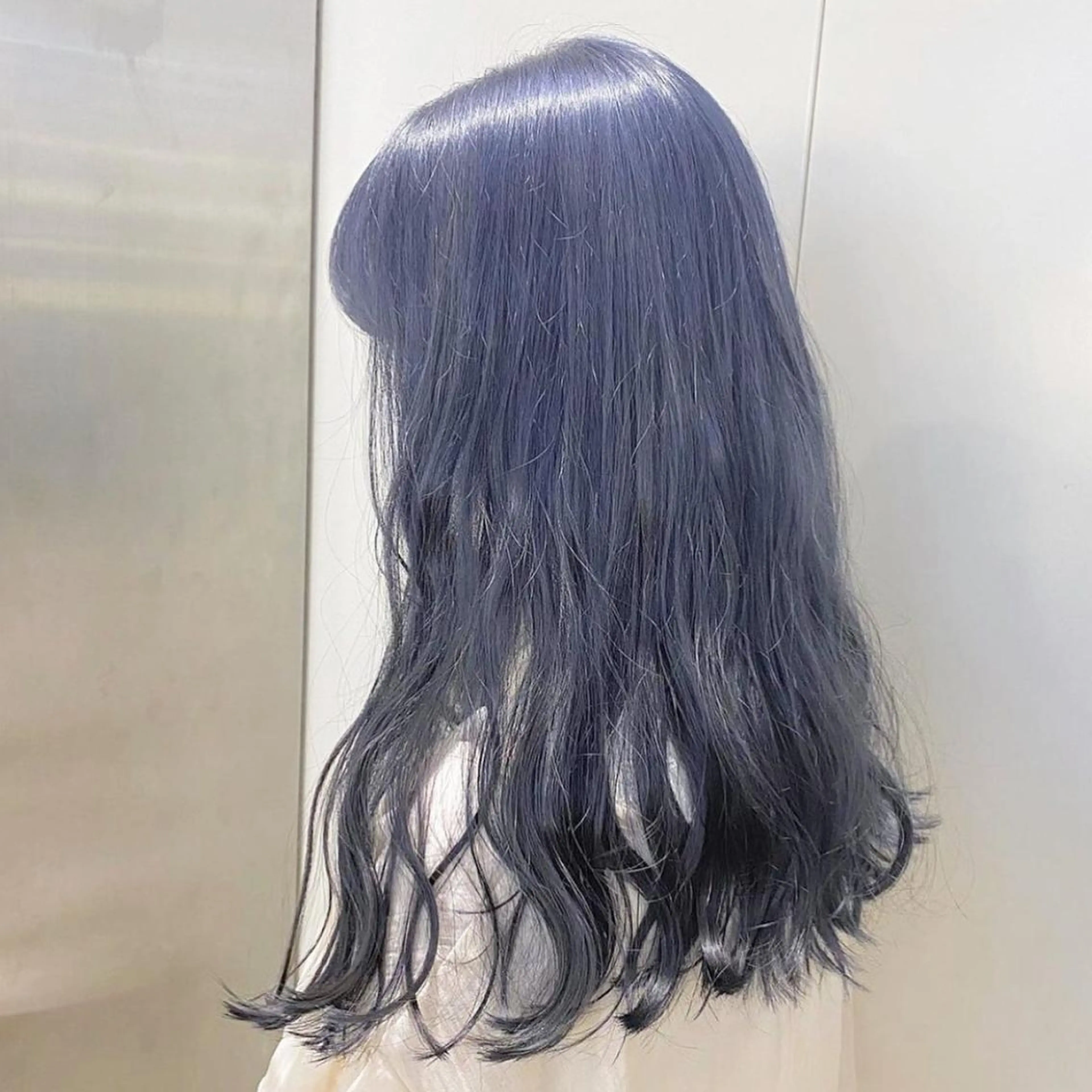 ロング カラー ブリーチ 遠藤沙也加 /レイヤーカットのヘアスタイル