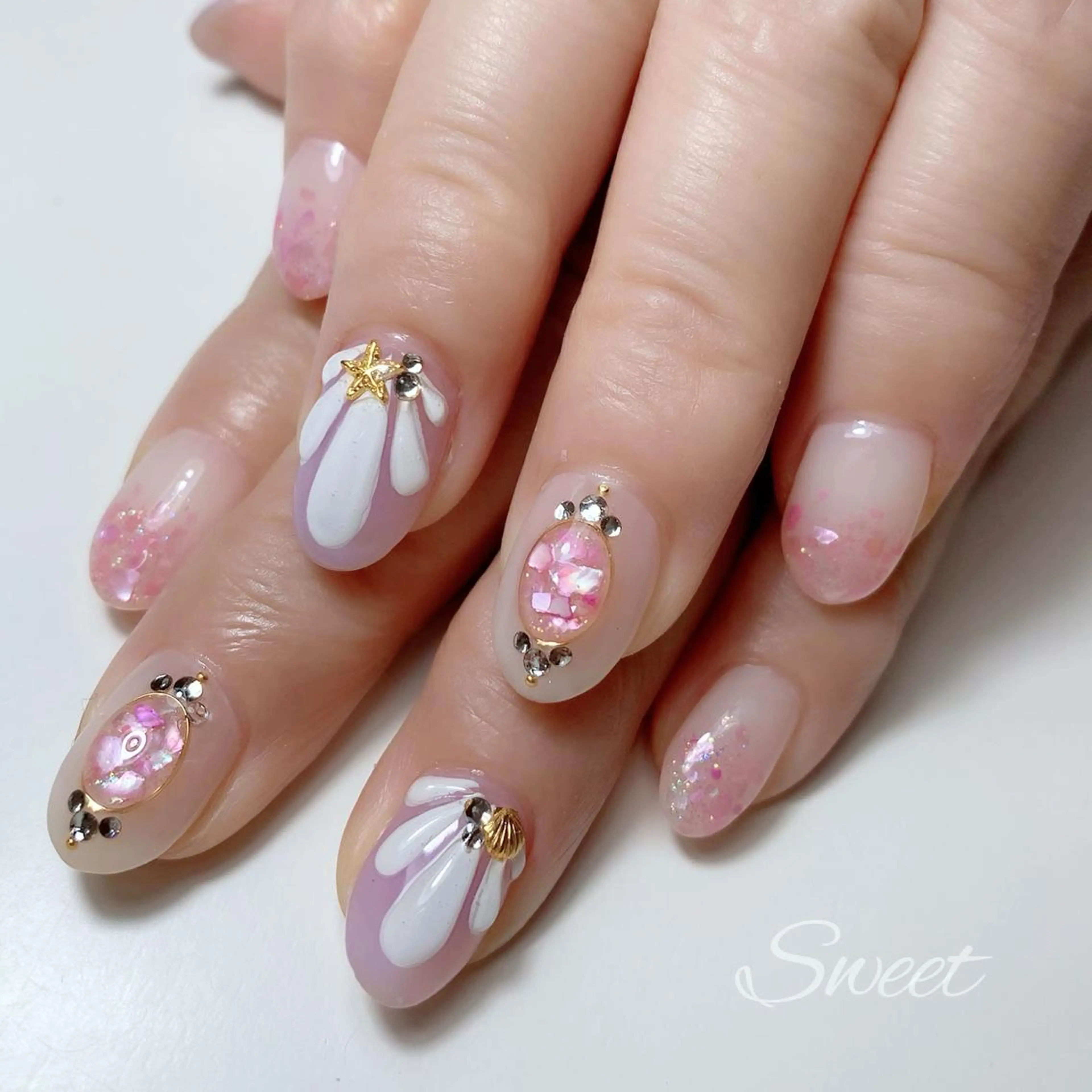 ネイル sweet 仲野陽子のネイルデザイン