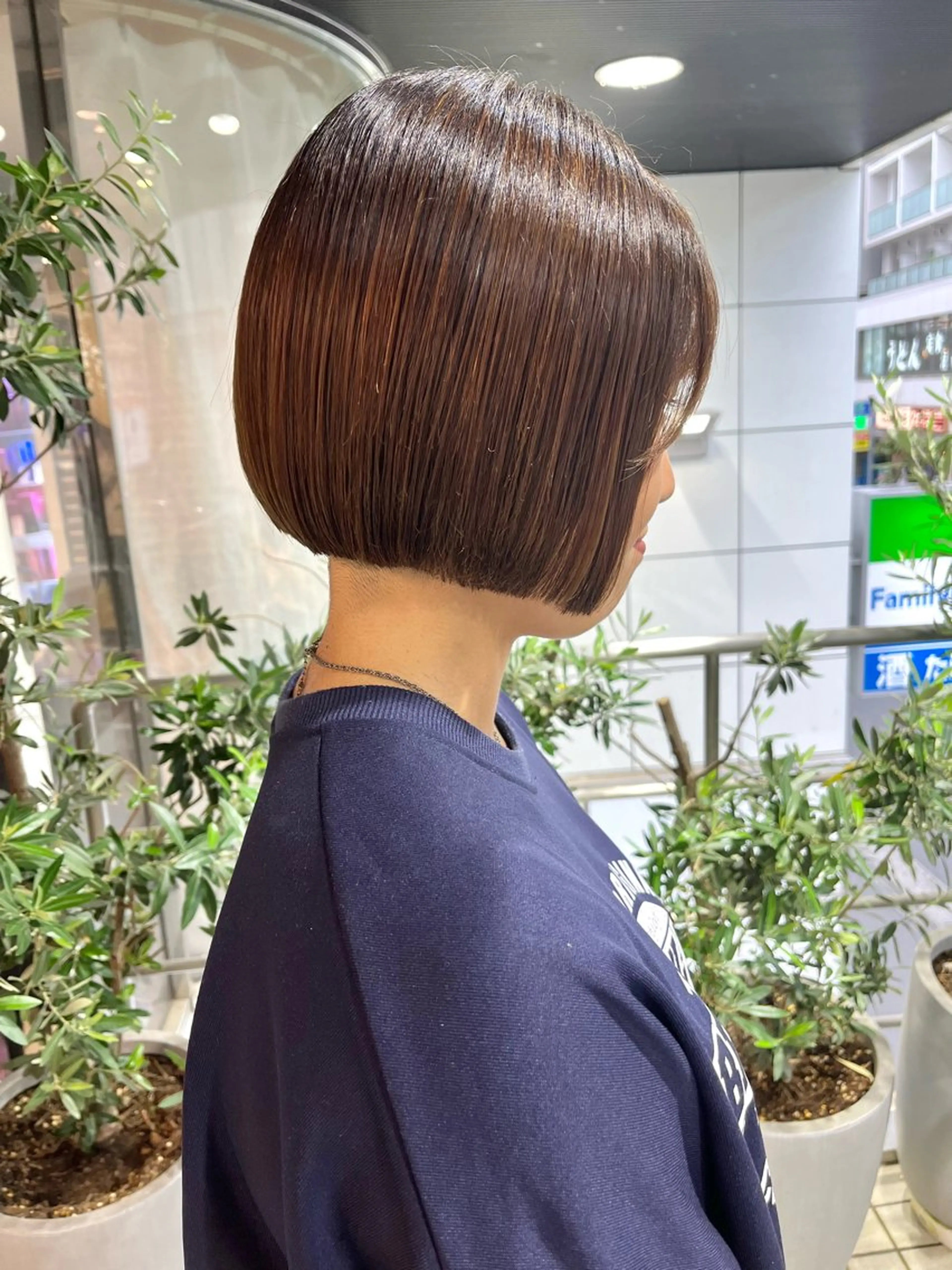 ショート ボブ 顔周りカット 髪質改善 ショートヘア カット カットパーマ あさみのヘアスタイル