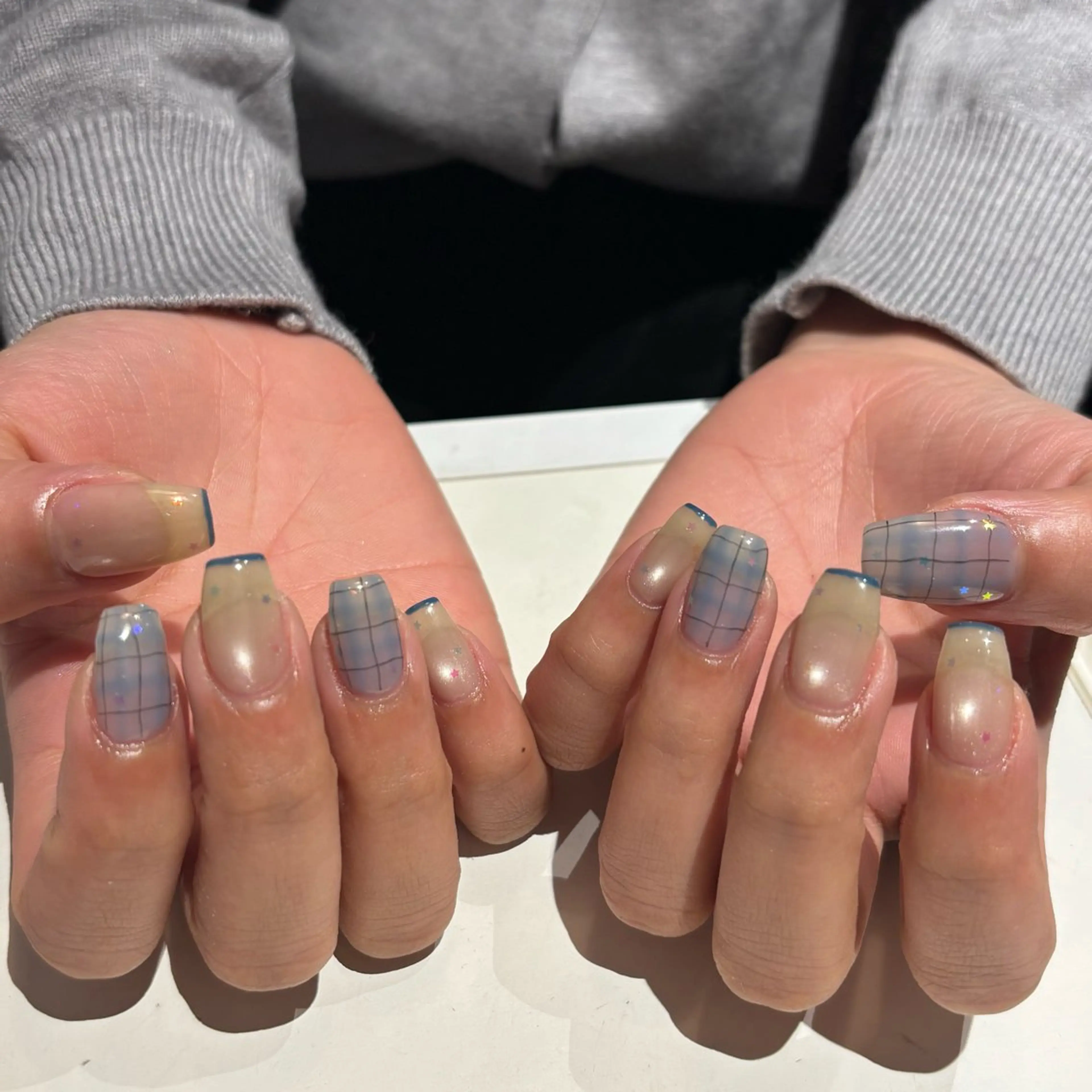 ネイル ハンドネイル 石川 萌香のネイルデザイン