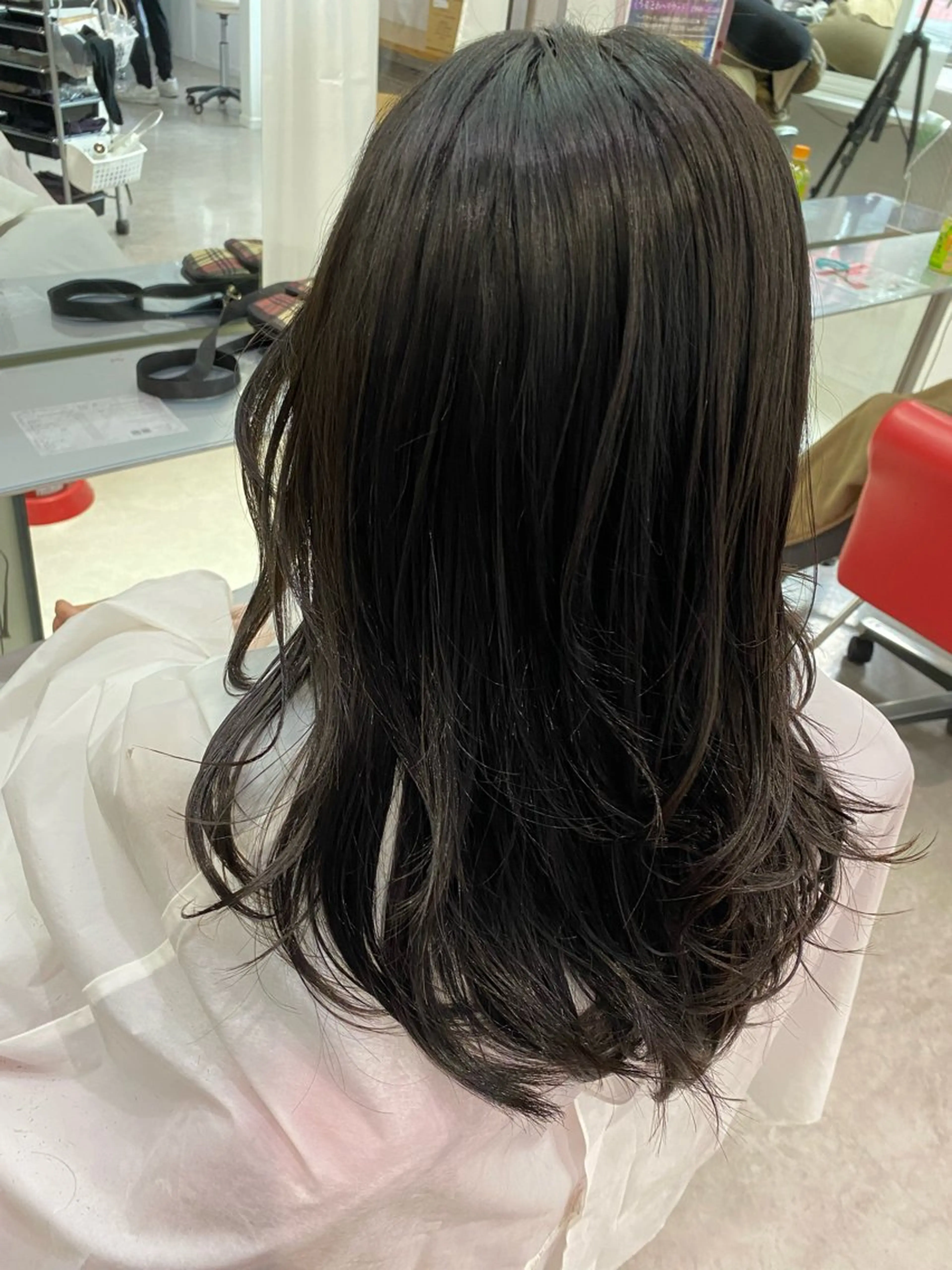 セミロング hair make huit8所属・ハイライト&ブリーチ 💇🏼‍♀MAHOのヘアスタイル