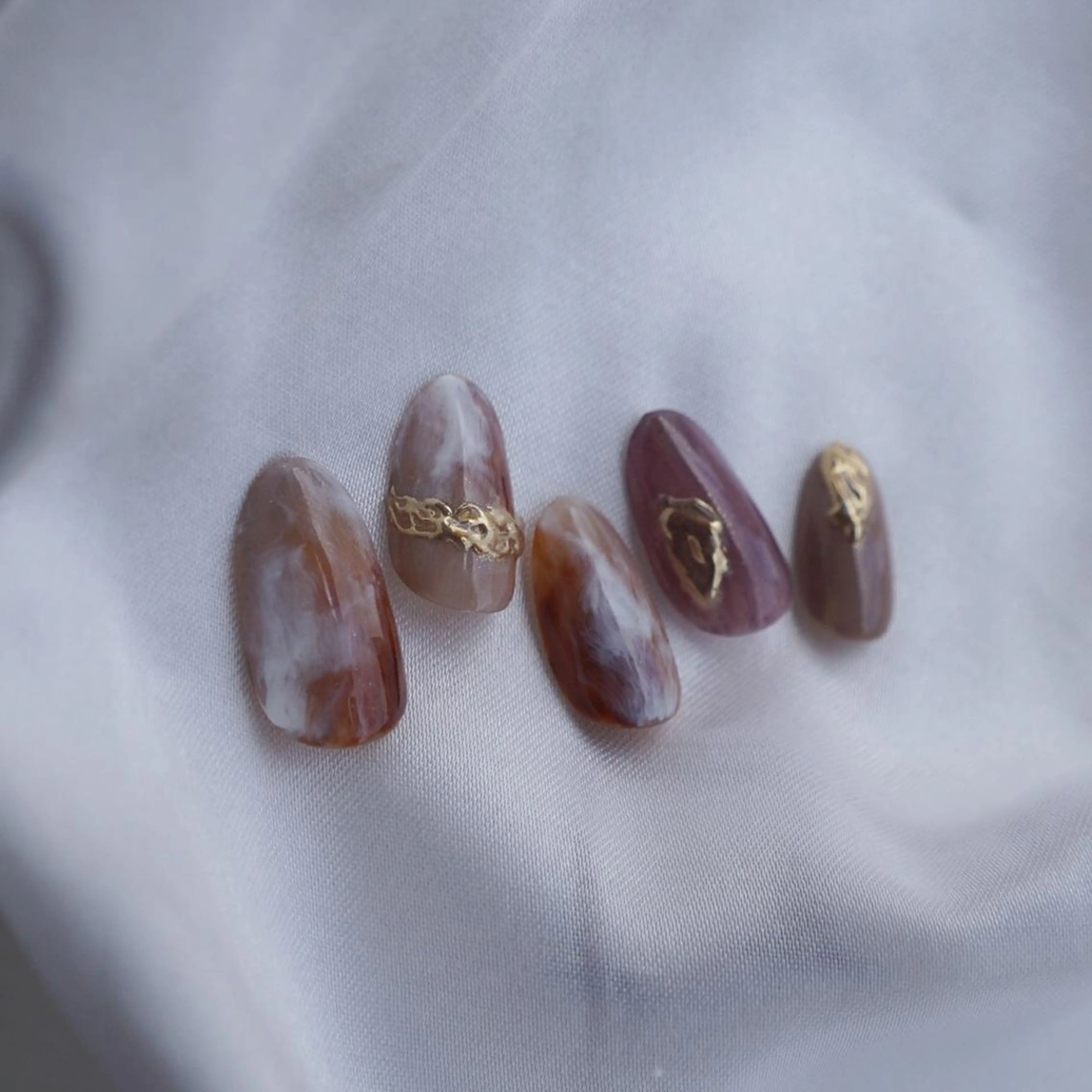 ショート カラー パーマ ヘアアレンジ メンズ キッズ ネイル マツエク・マツパ ミラーネイル ニュアンスネイル ニュアンスパーマ yuri kaのネイルデザイン