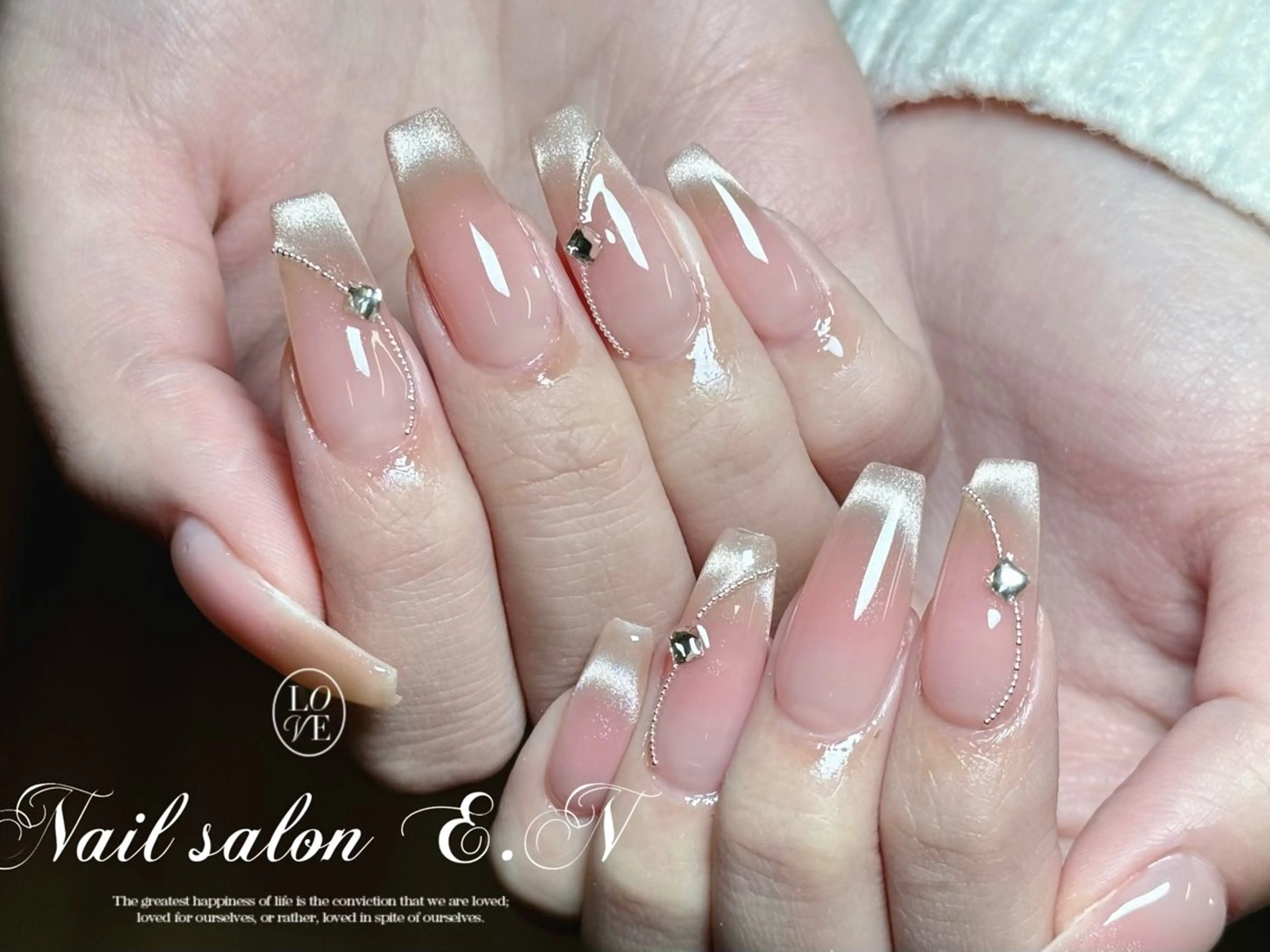 ネイル アートネイル オーロラネイル ブラウン クリアネイル フレンチネイル ハンドネイル E.N🦋 長さ出し/持ち込みのネイルデザイン