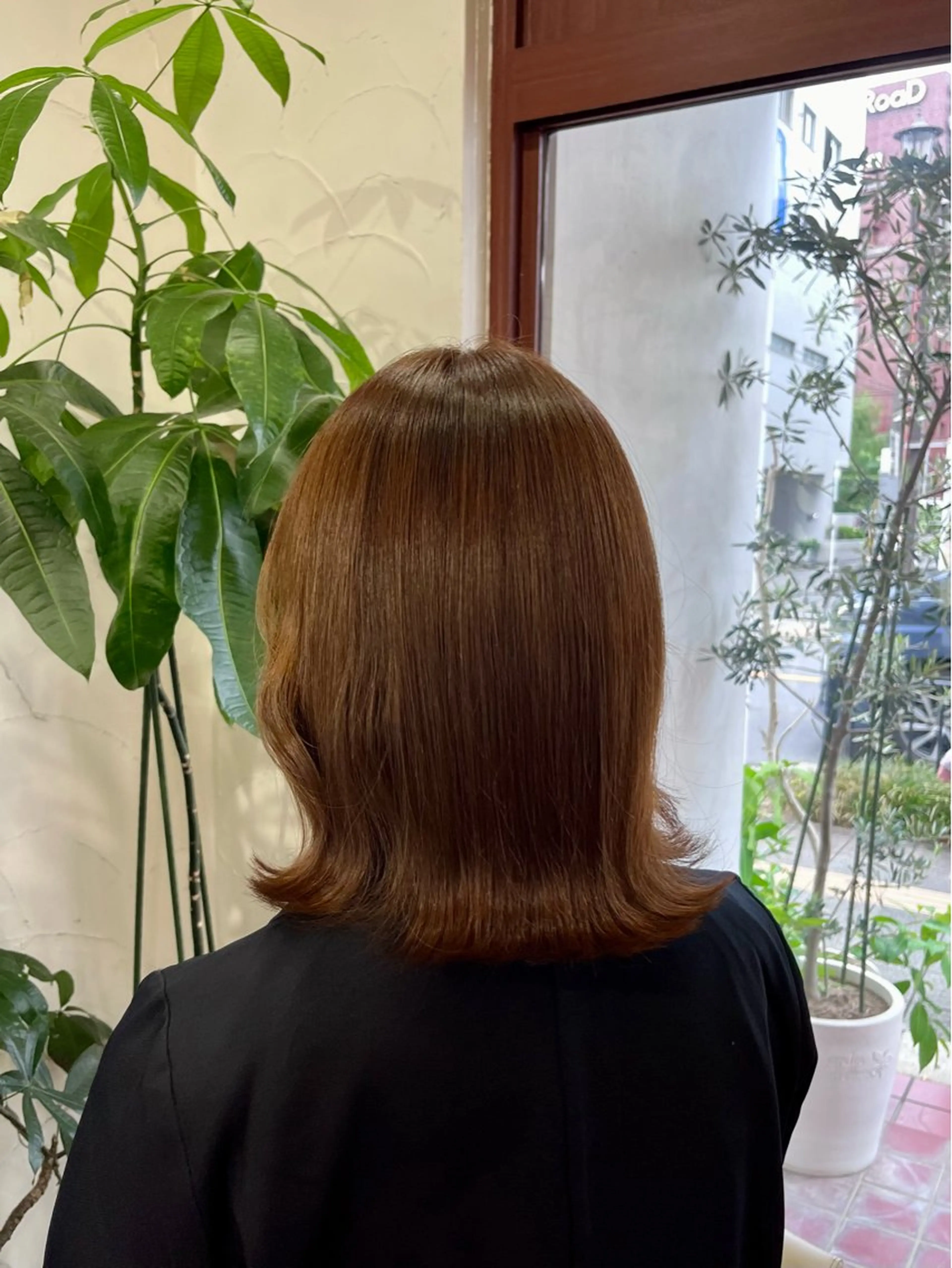 ミディアム 角田 満帆のヘアスタイル