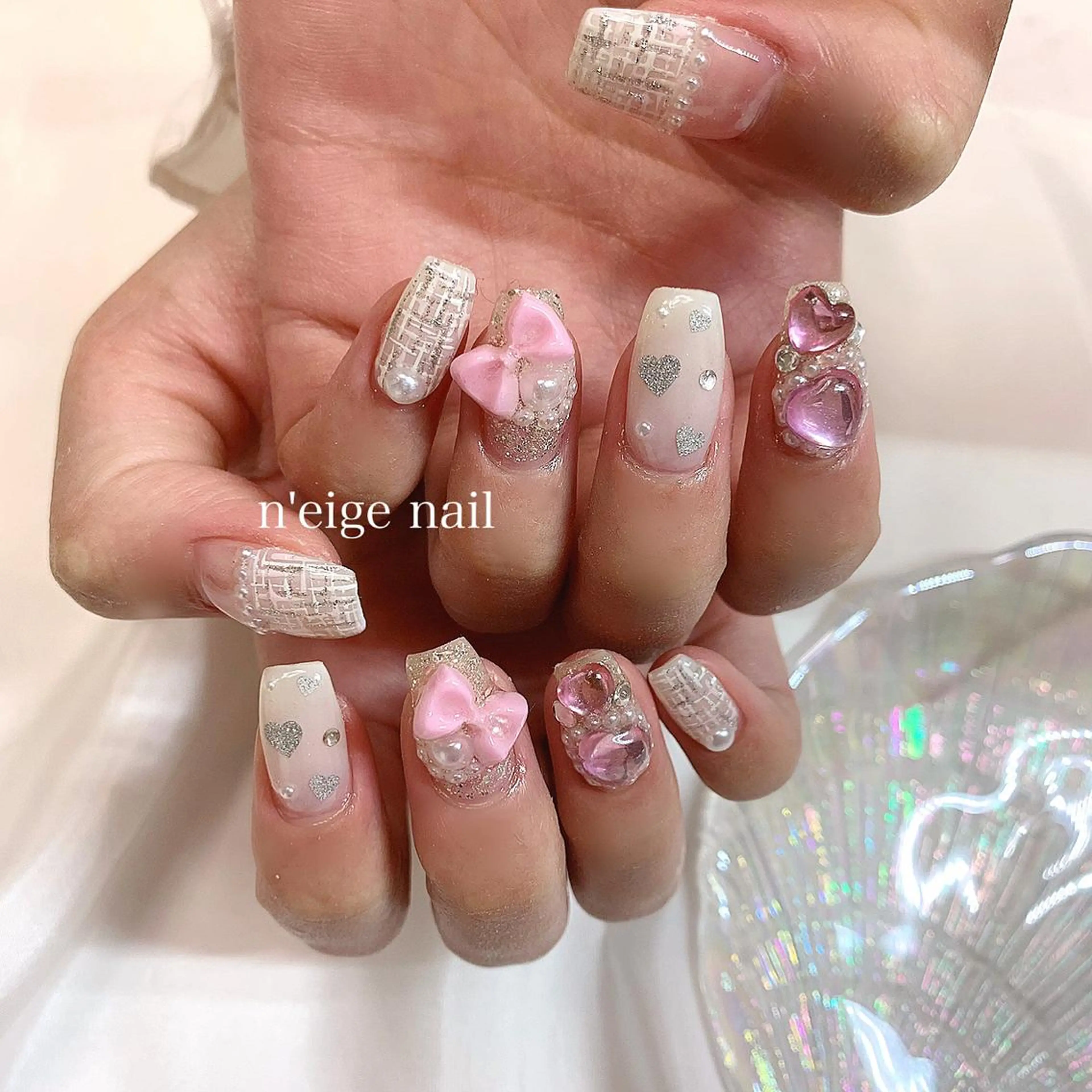 ネイル アートネイル ハート キラキラネイル 韓国ネイル ニュアンスネイル n'eige nail所属・大谷 綾香のネイルデザイン