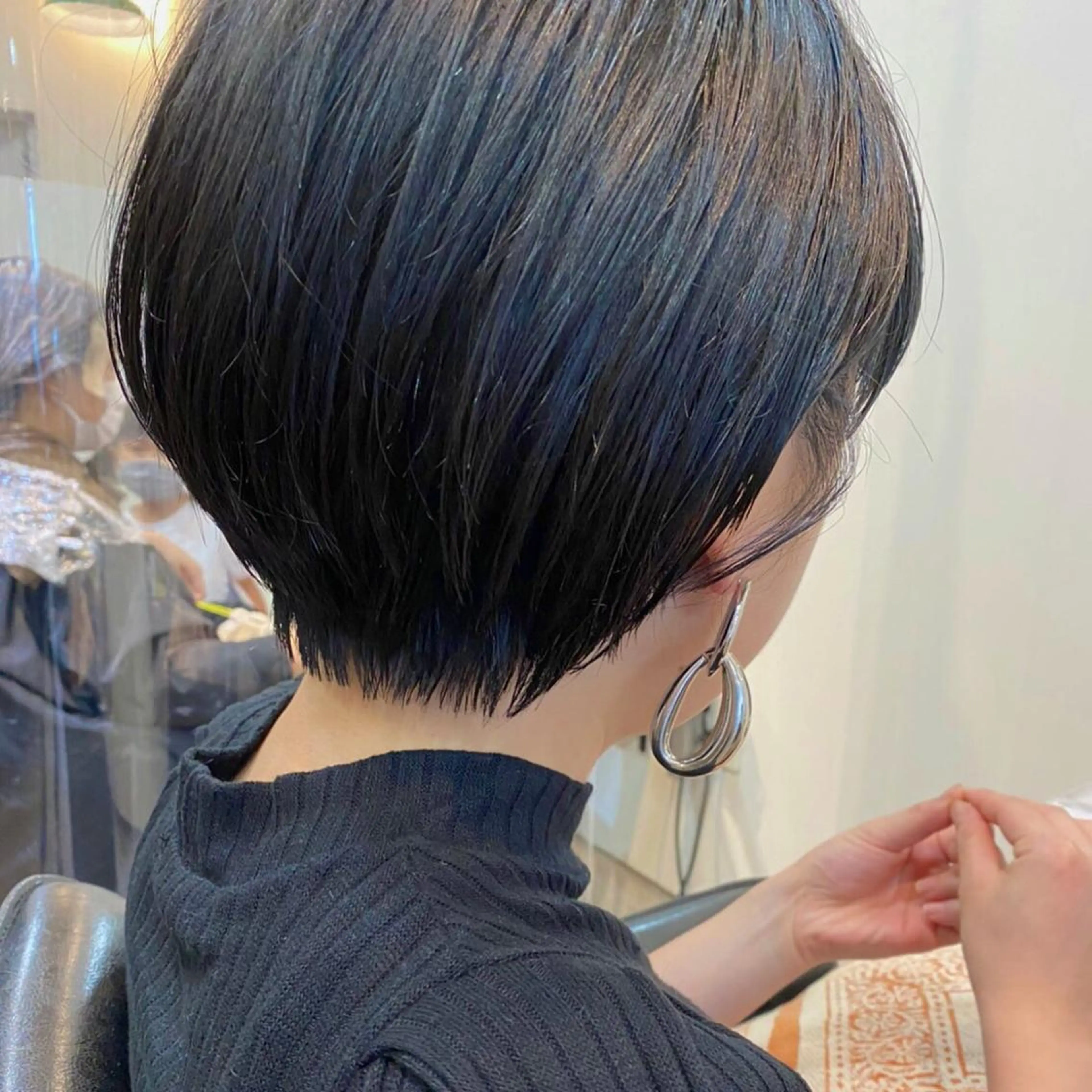 カラー イシイ ハルナ 🤍のヘアスタイル