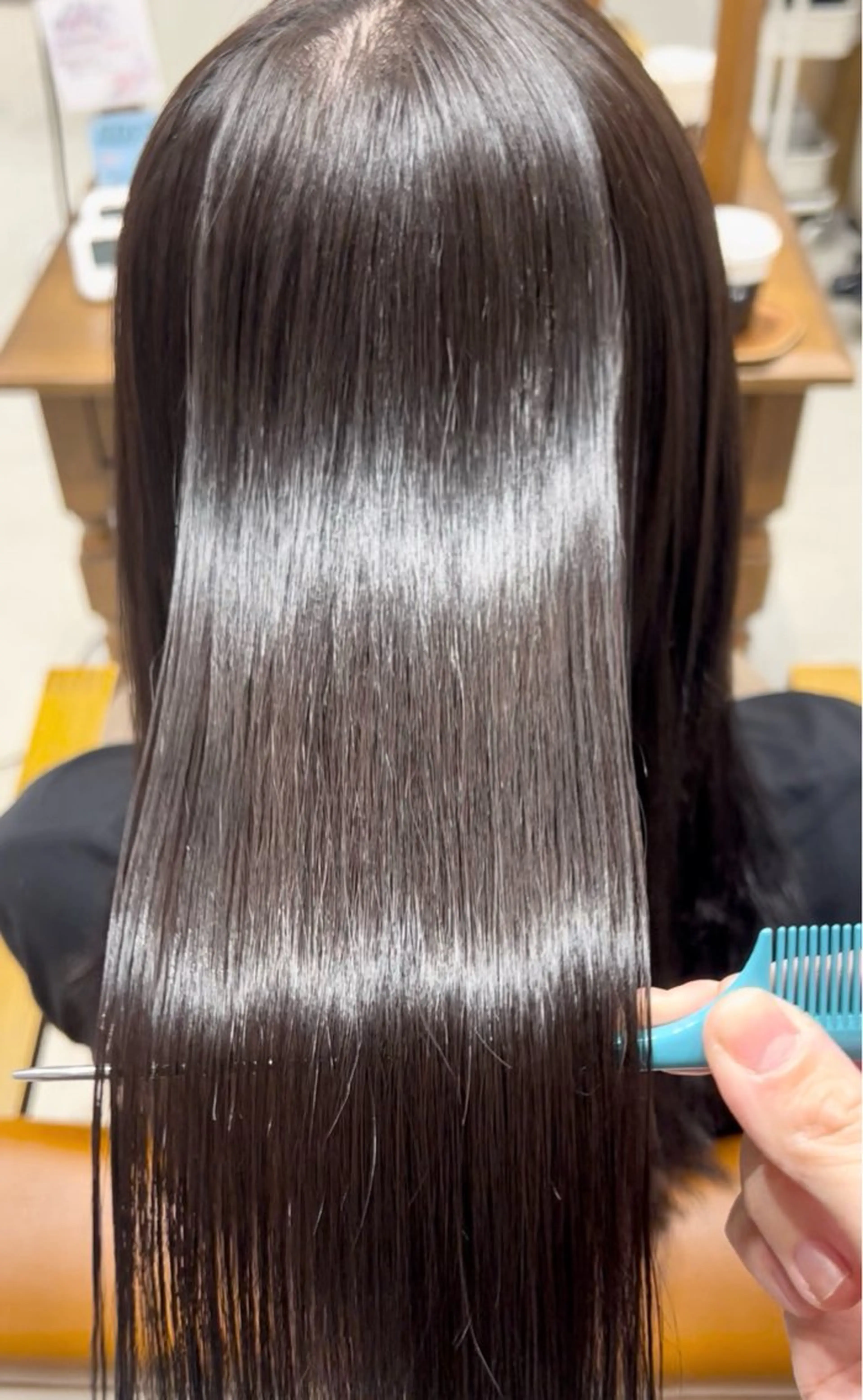 ロング パーマ 縮毛矯正 🫧艶髪カラー🫧 伊原修子のヘアスタイル