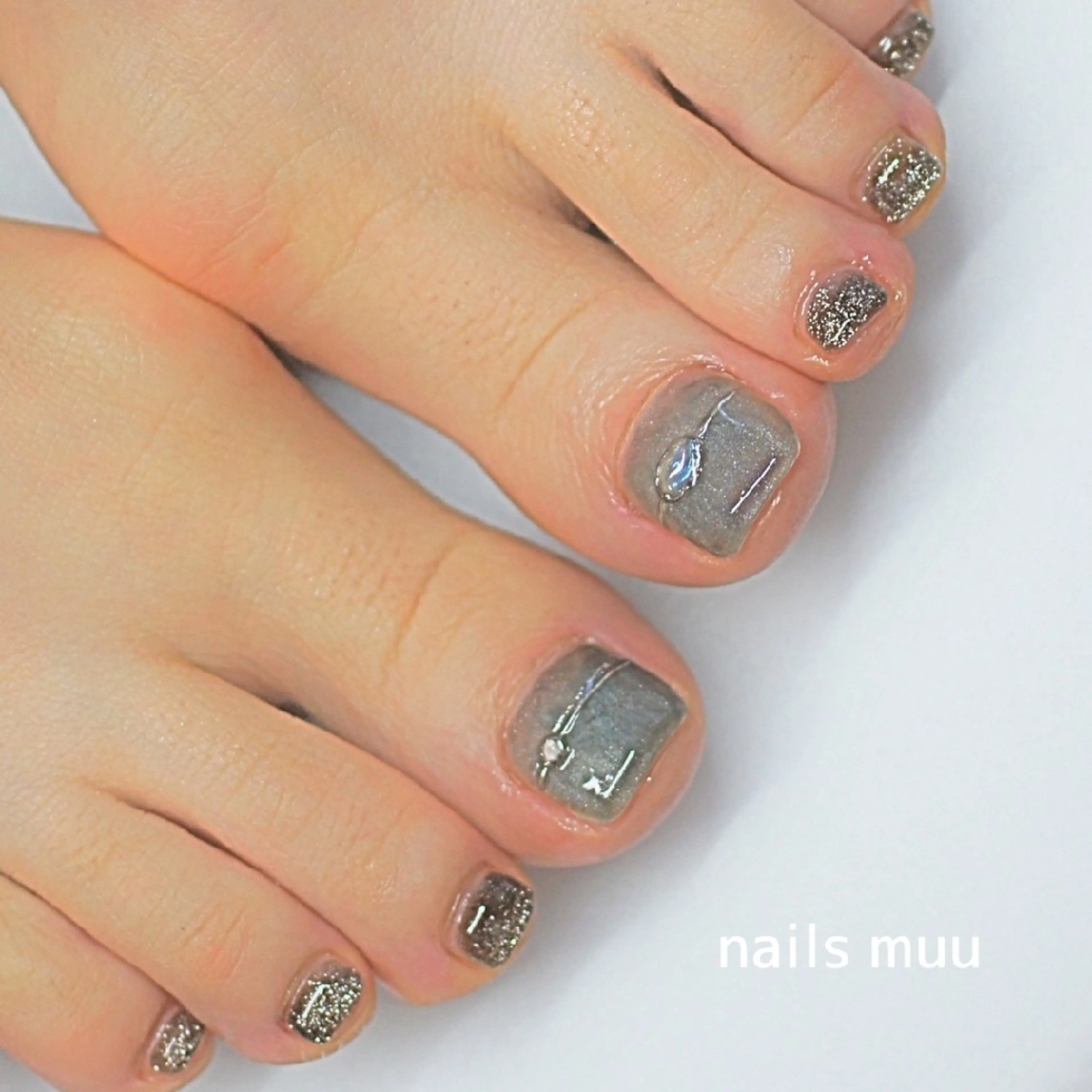 ネイル フットネイル マグネットネイル フットネイル nails muu まゆのネイルデザイン