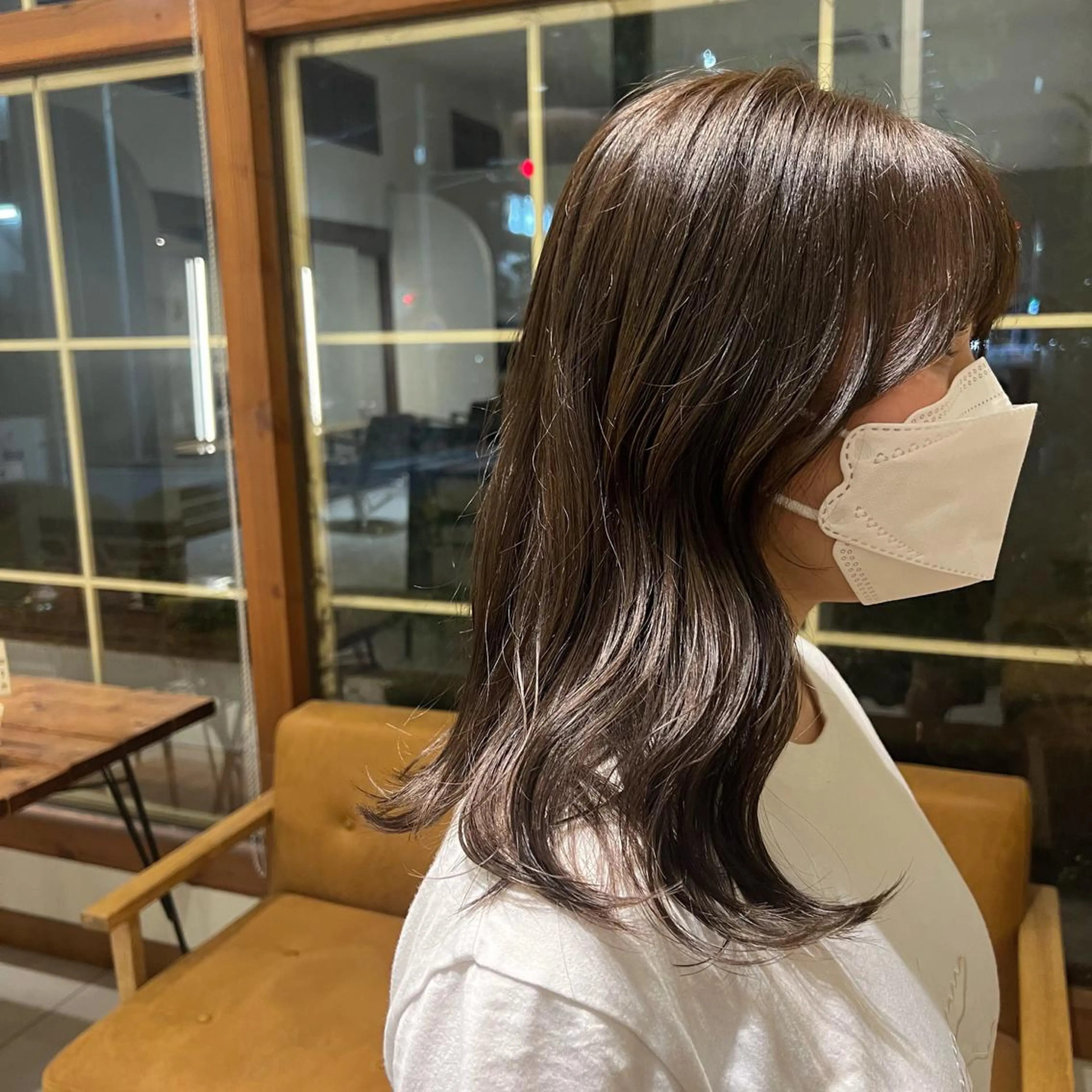 ミディアム 中村 未夢のヘアスタイル