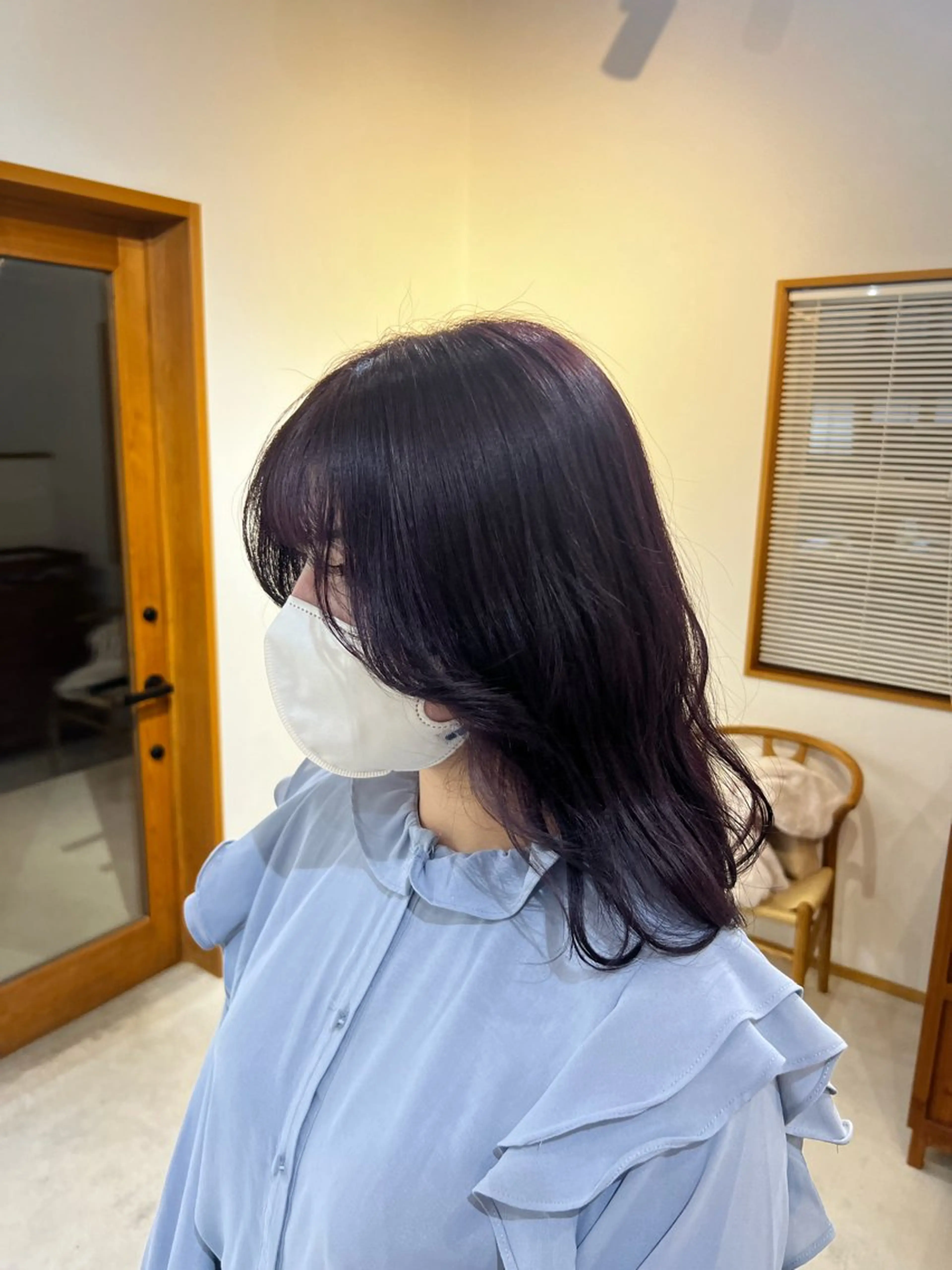 ミディアム カラー ブリーチ ラベンダーカラー 浅岡 みちるのヘアスタイル