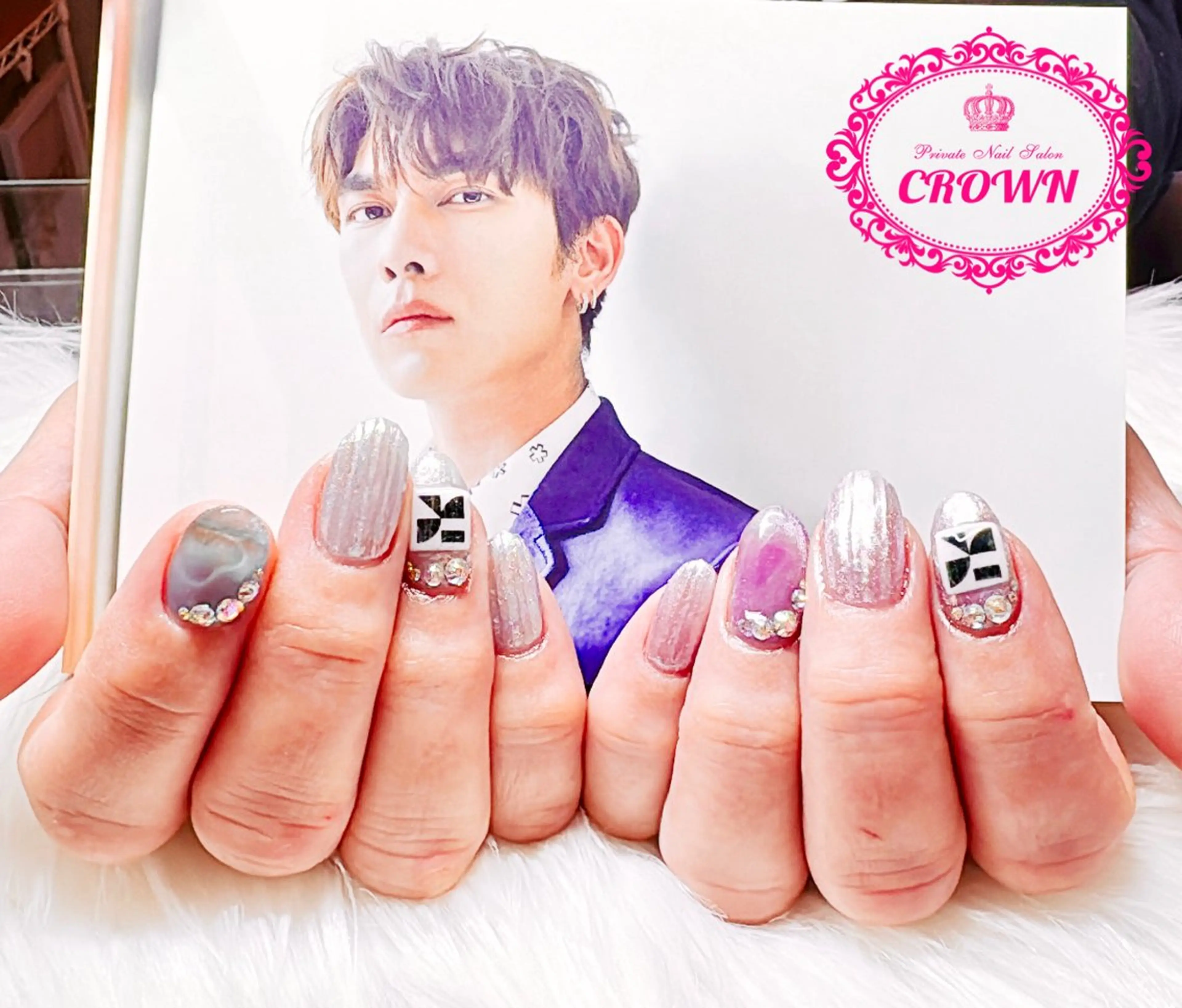 ネイル CROWN プライベートサロンのネイルデザイン