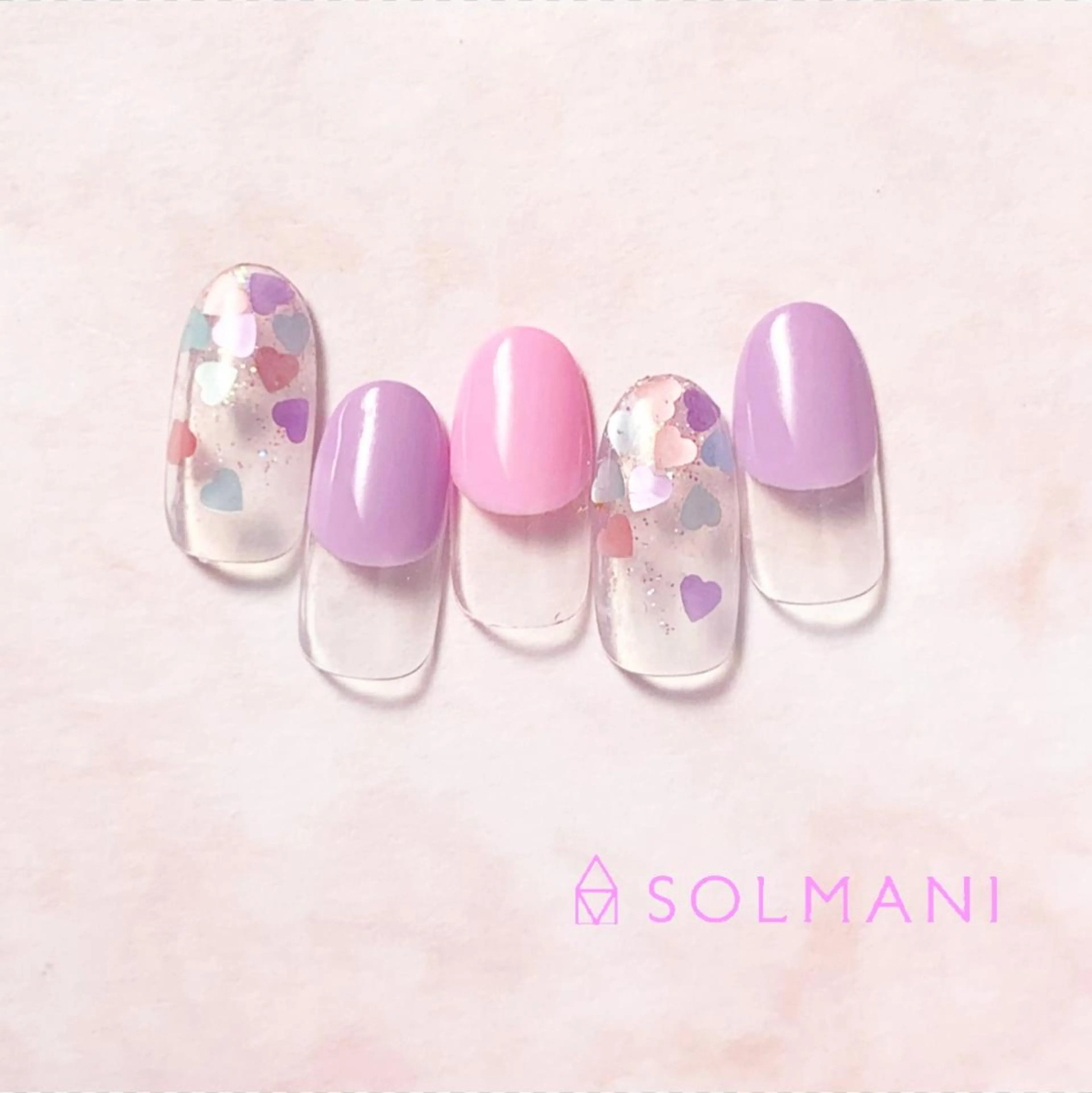 ネイル フレンチネイル グラデーション ハート SOLMANI 予約担当のネイルデザイン