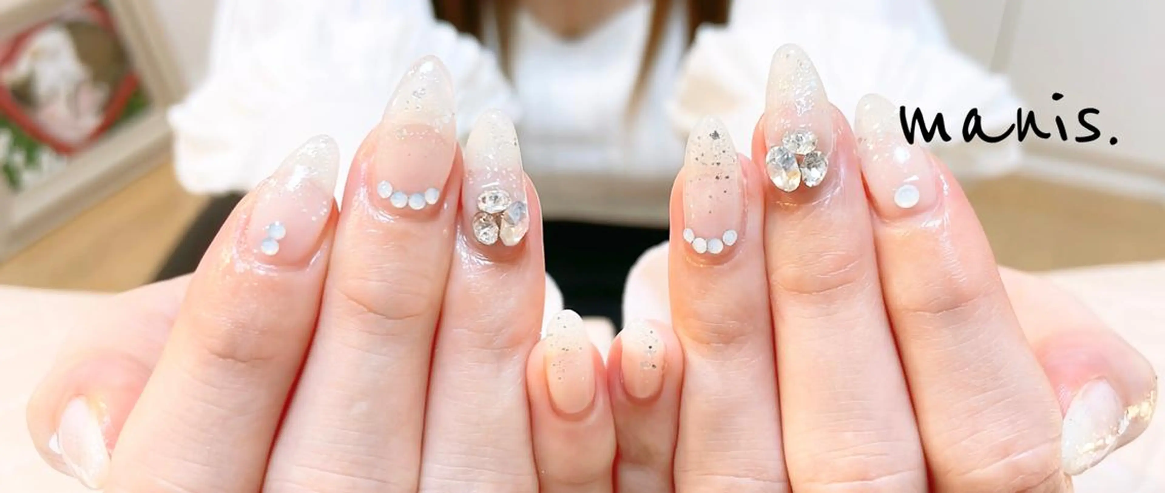 ネイル manis .のネイルデザイン