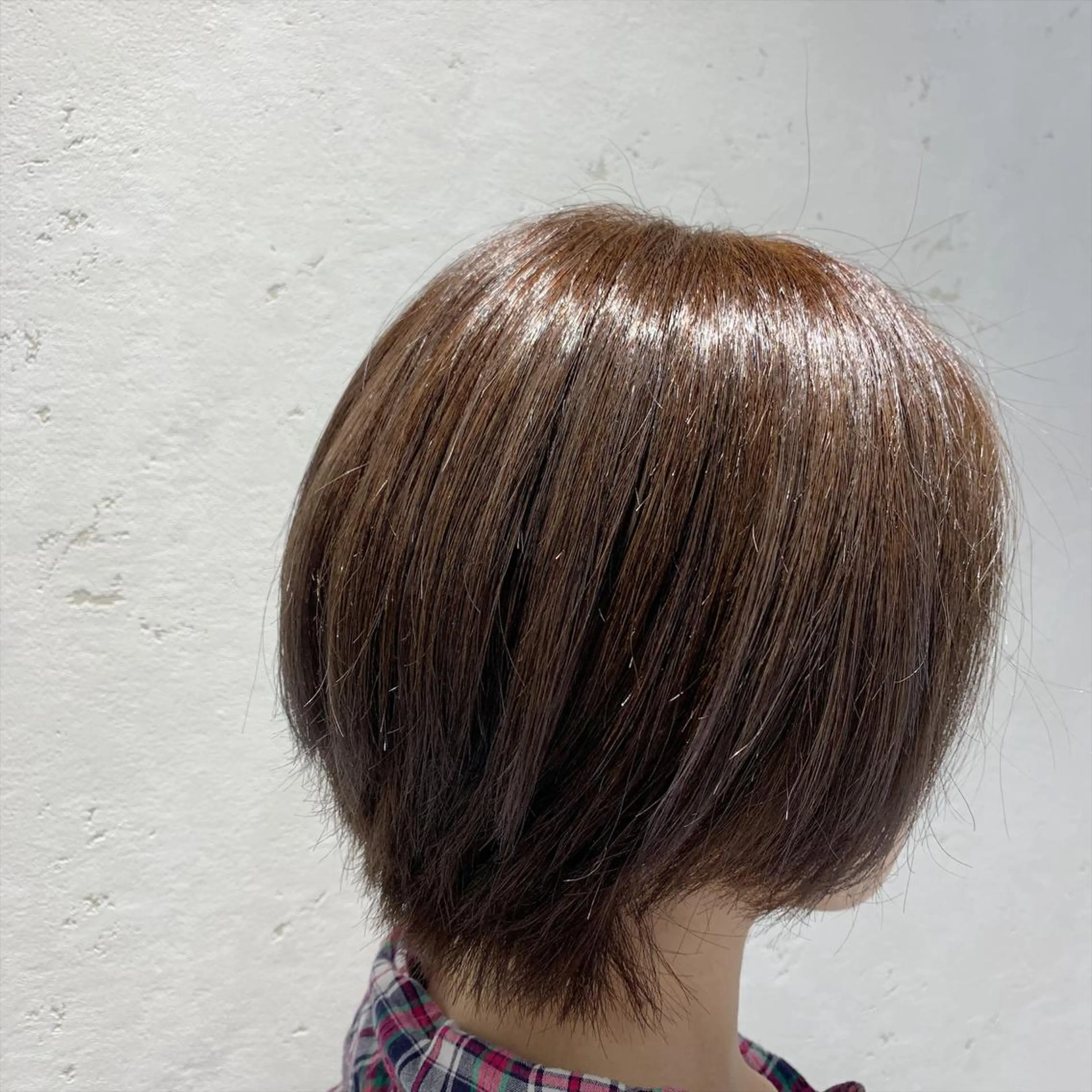 ショート カラー エドルカラー 外山 実咲のヘアスタイル