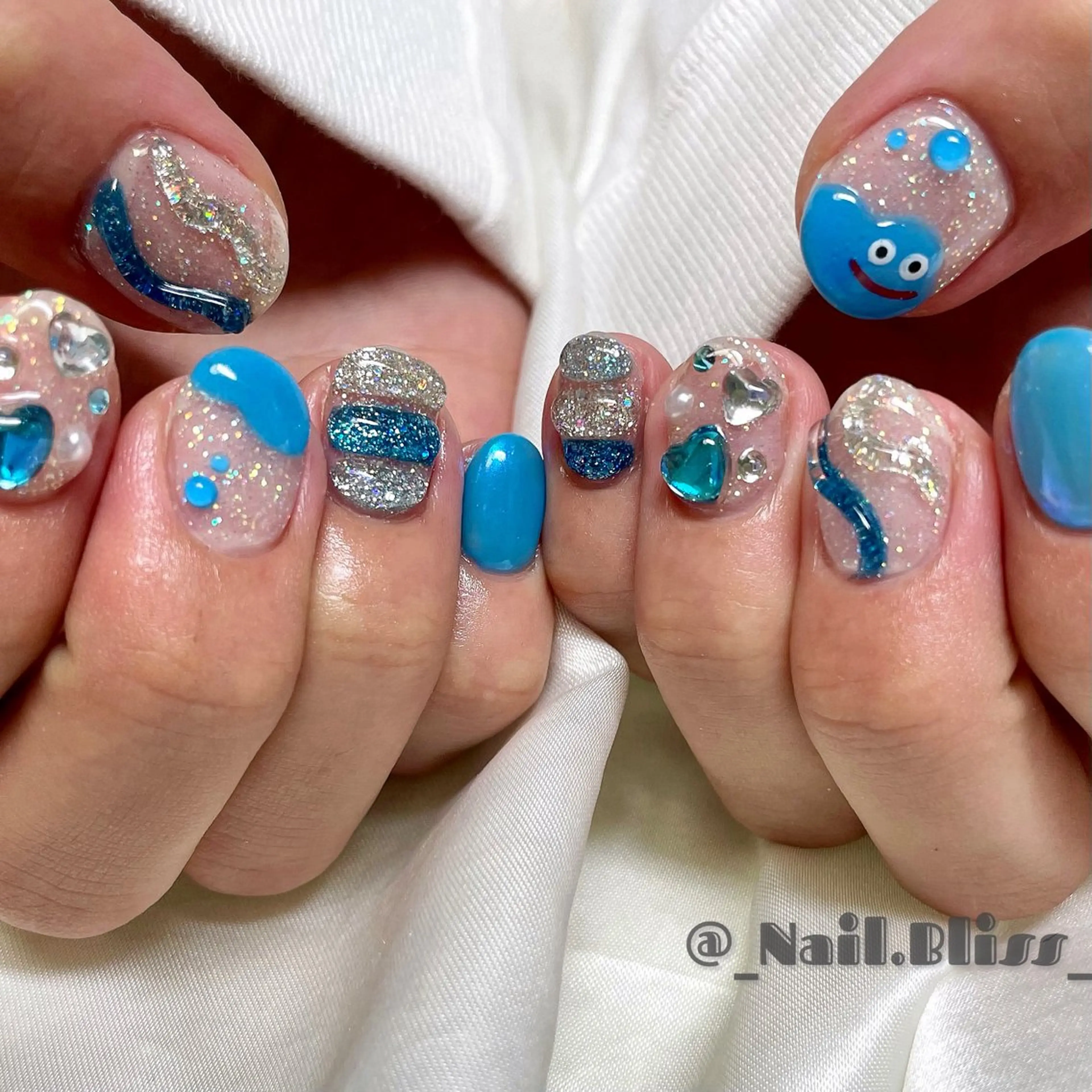 ネイル ぷっくりネイル ハンドネイル NAIL BLISSのネイルデザイン