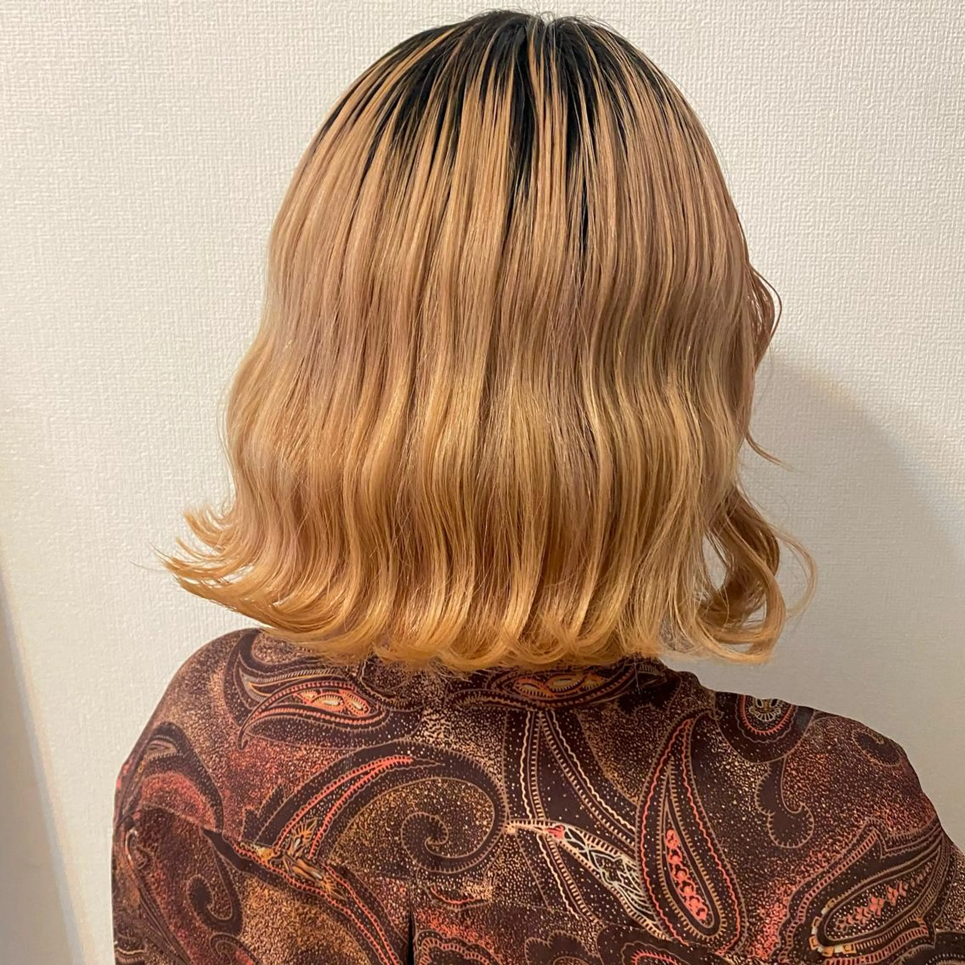 ミディアム esu西梅田所属・ena/ブリーチなし 透明感・レイヤー🎀のヘアスタイル