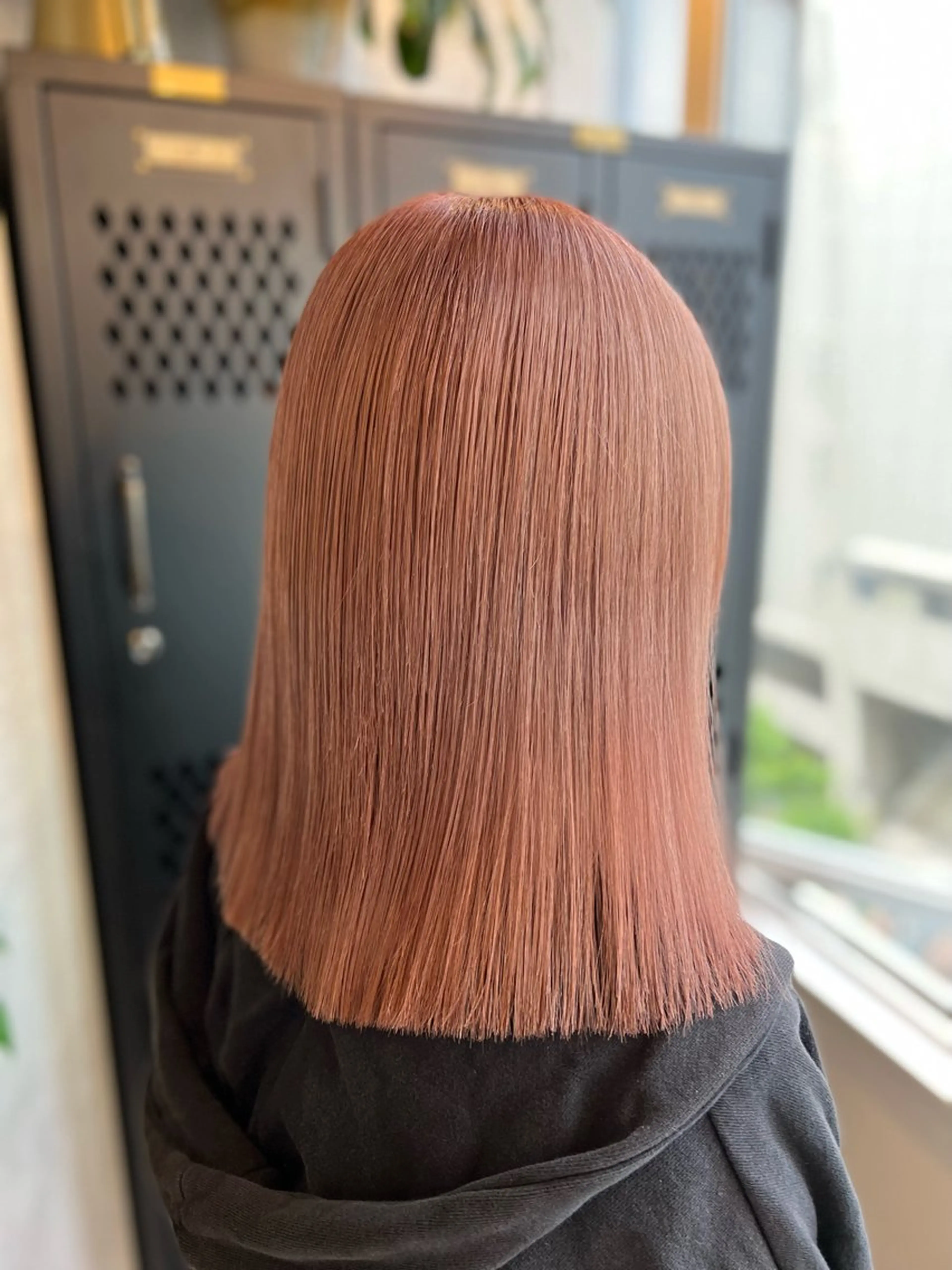 ロング カラー 透明感ミルクティー✨ 西澤 ジュンヤのヘアスタイル