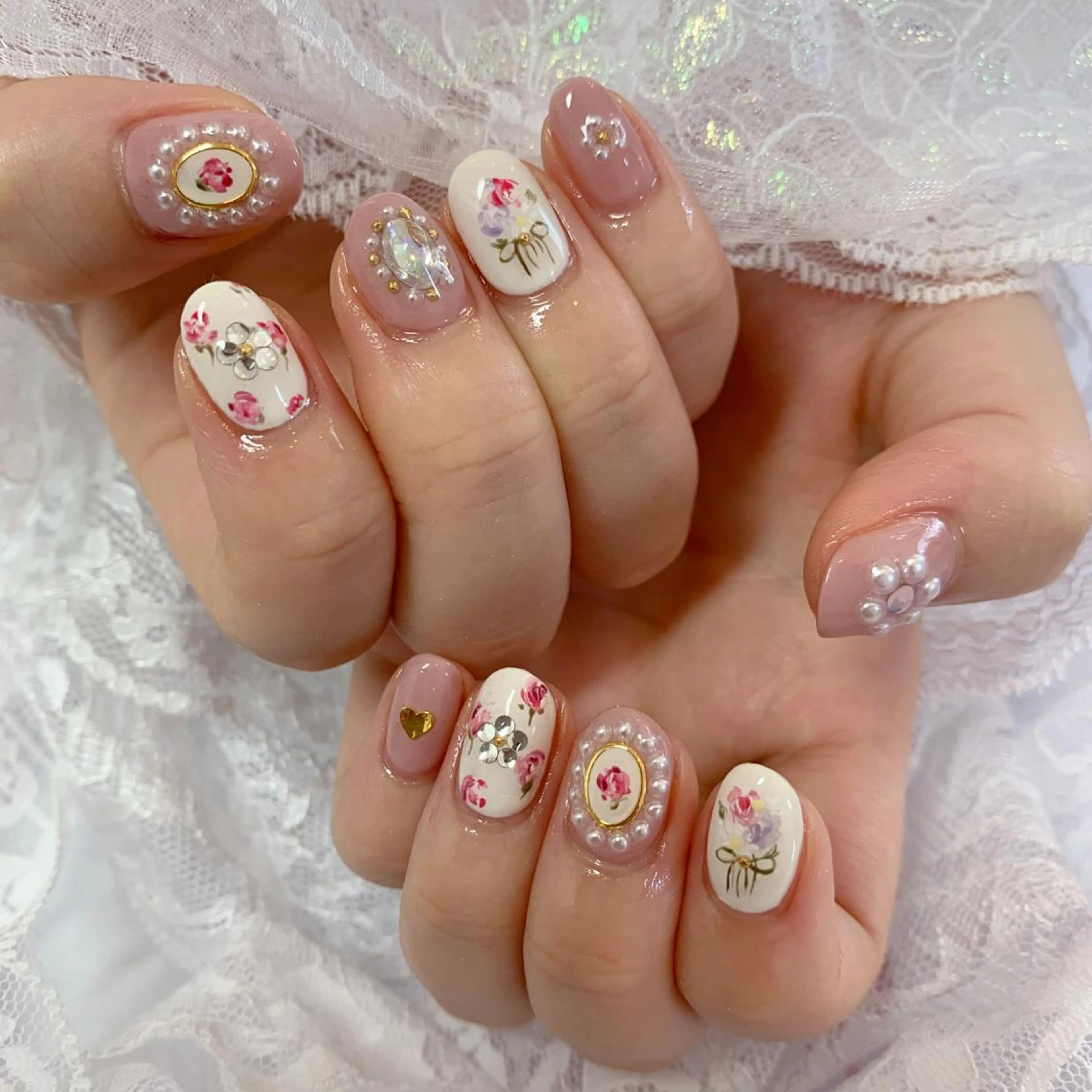 ネイル ハンドネイル La neige* yuki 🥯🍑のネイルデザイン