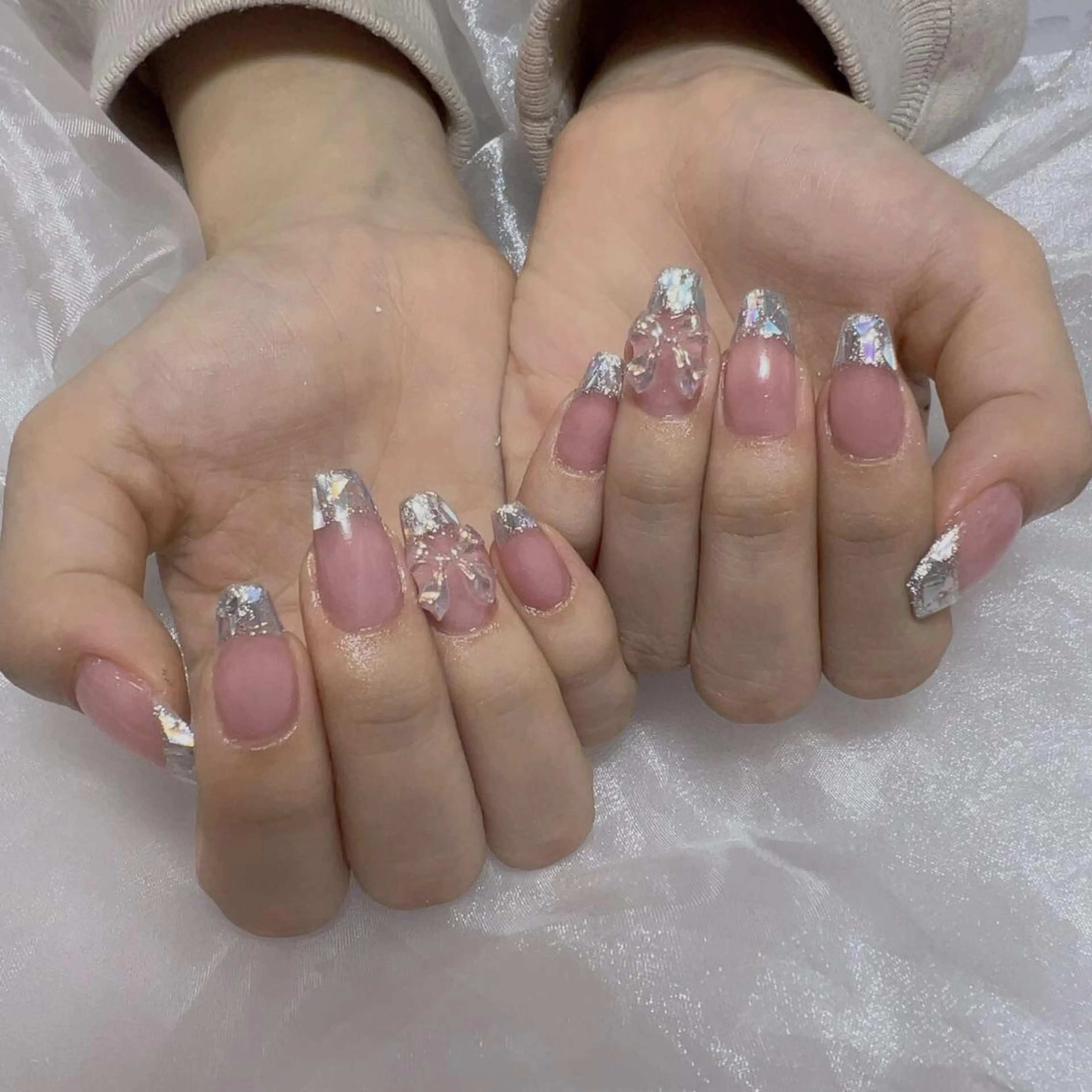 ネイル ハンドネイル VIVIAN リサのネイルデザイン