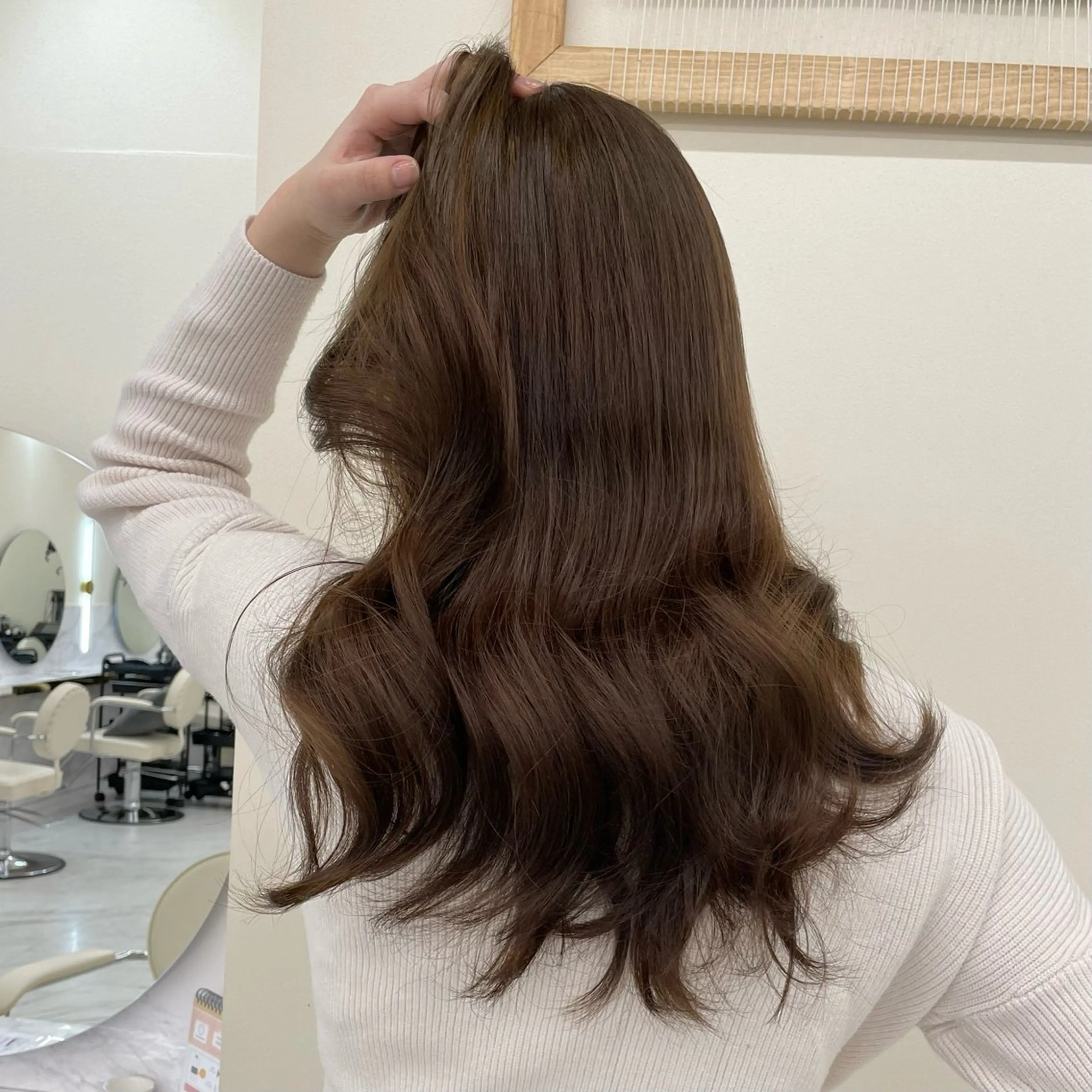 ロング カラー ヘアアレンジ アッシュ ベージュカラー ブリーチ 透明感カラー ダブルカラー カット ヘアカラー トリートメント maoブリーチ無し 似合わせカラーのヘアスタイル