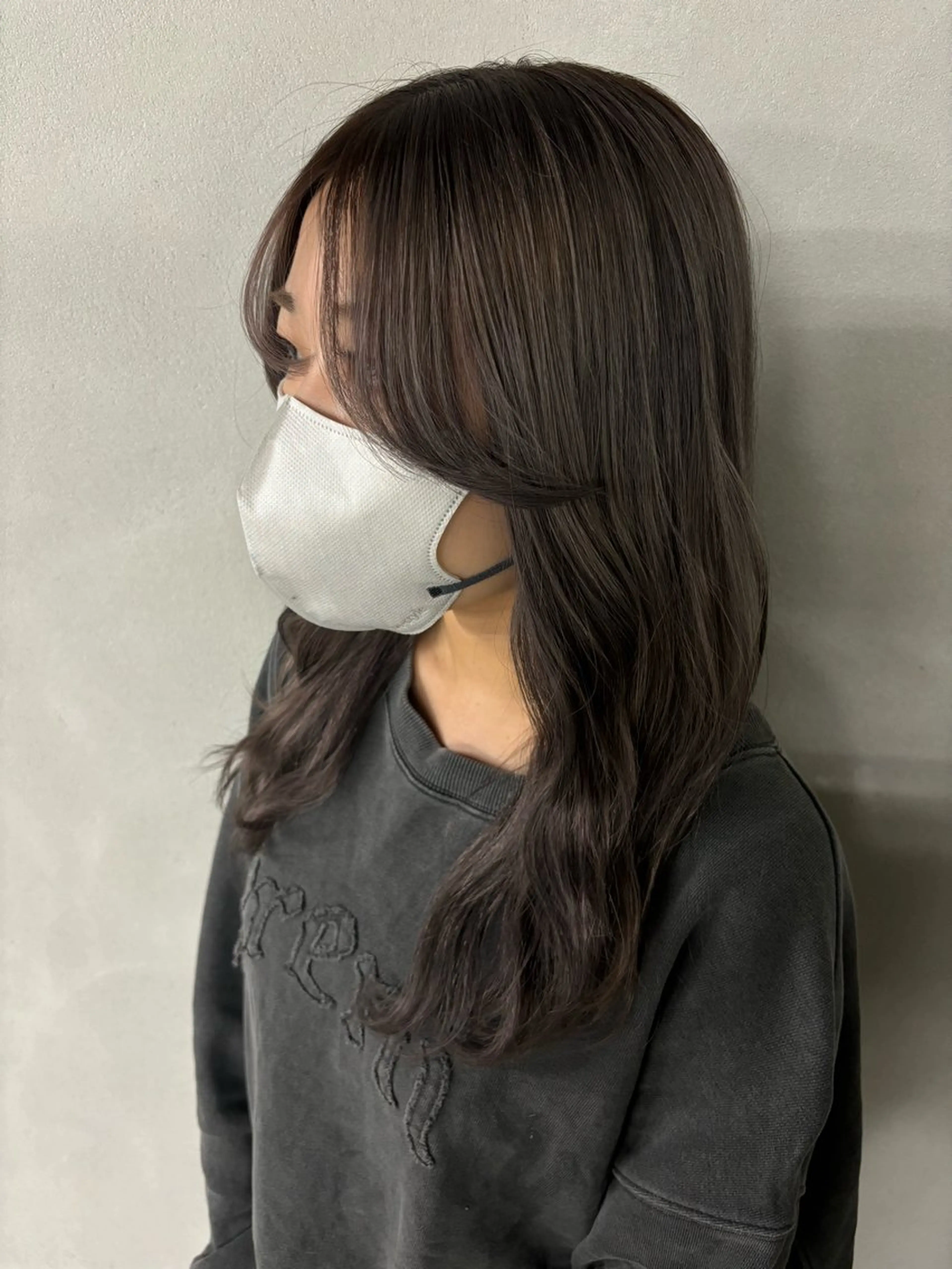 セミロング カラー mono / Manatoのヘアスタイル