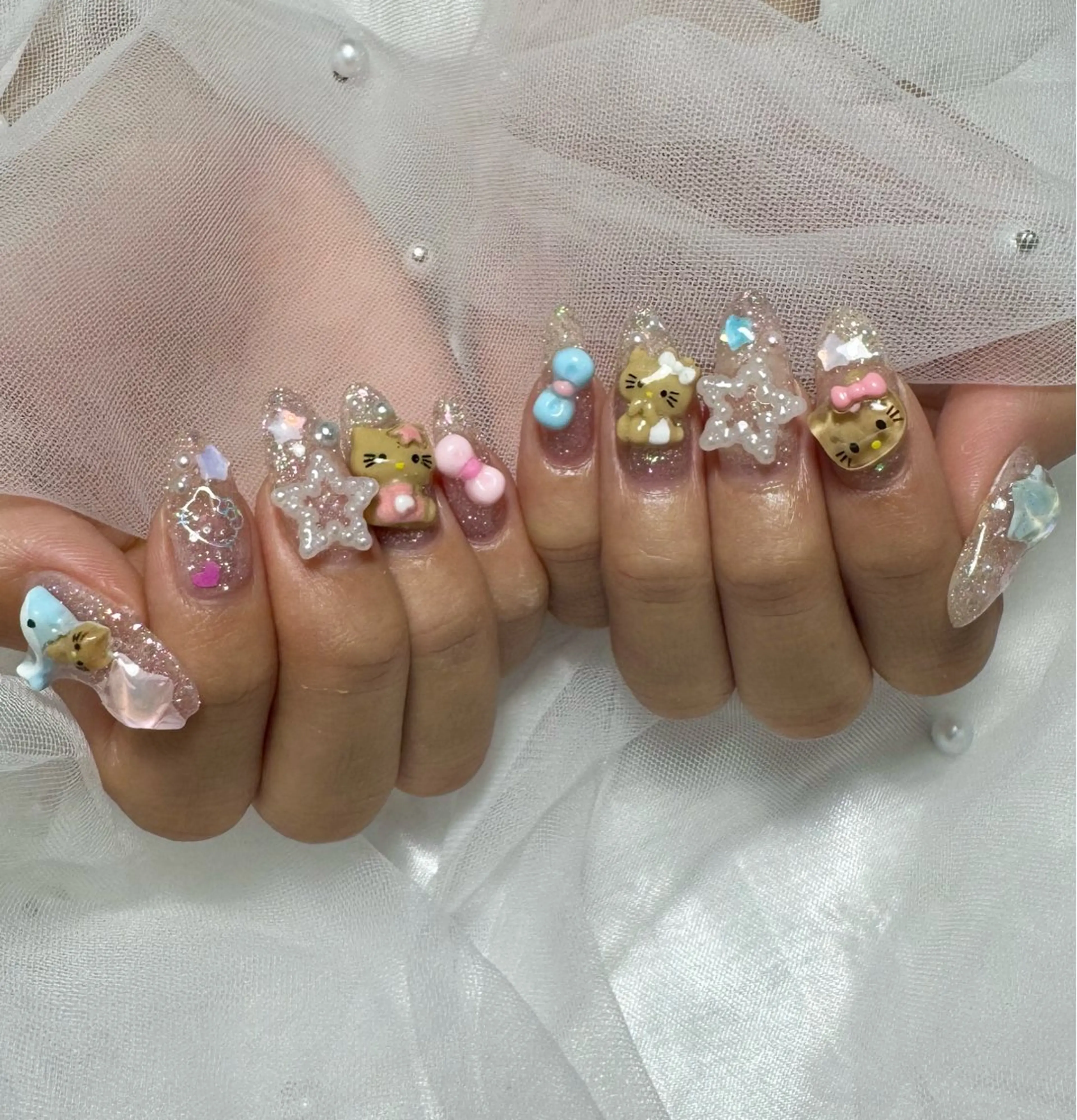 ネイル Roi〈ロワ〉 Rinneのネイルデザイン