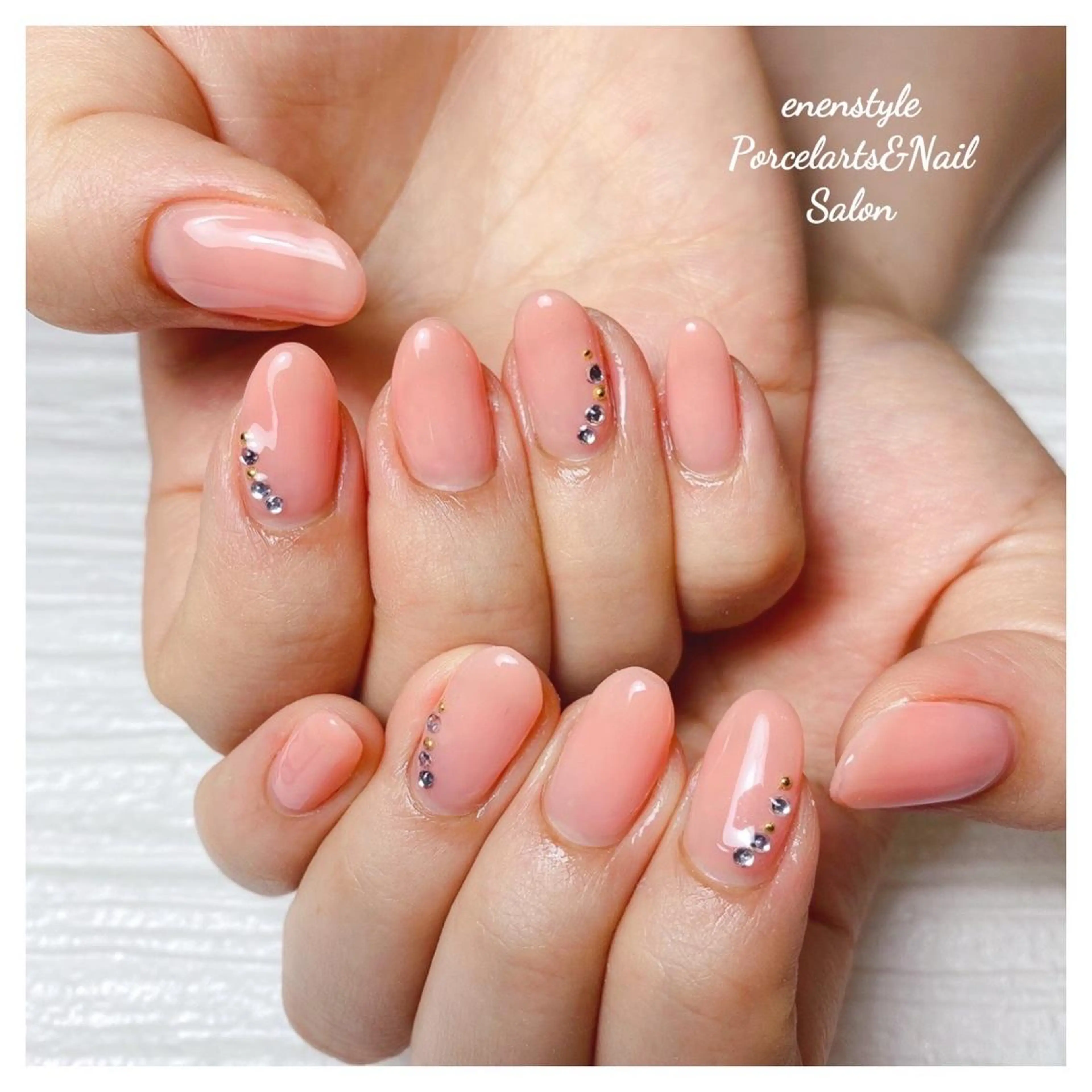 ミディアム ネイル ハンドネイル 👑enen style👑のネイルデザイン