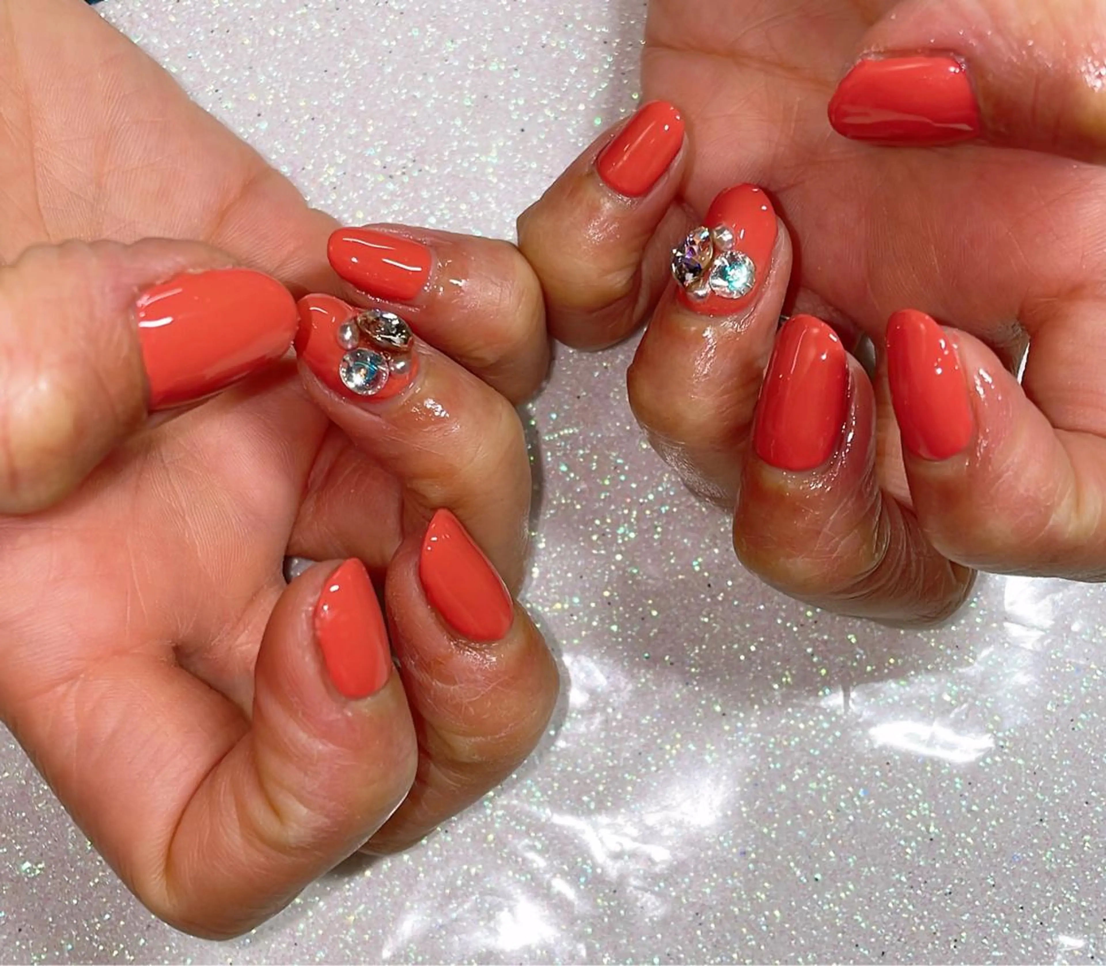 ネイル ハンドネイル VIERU 🌈🎀💖のネイルデザイン