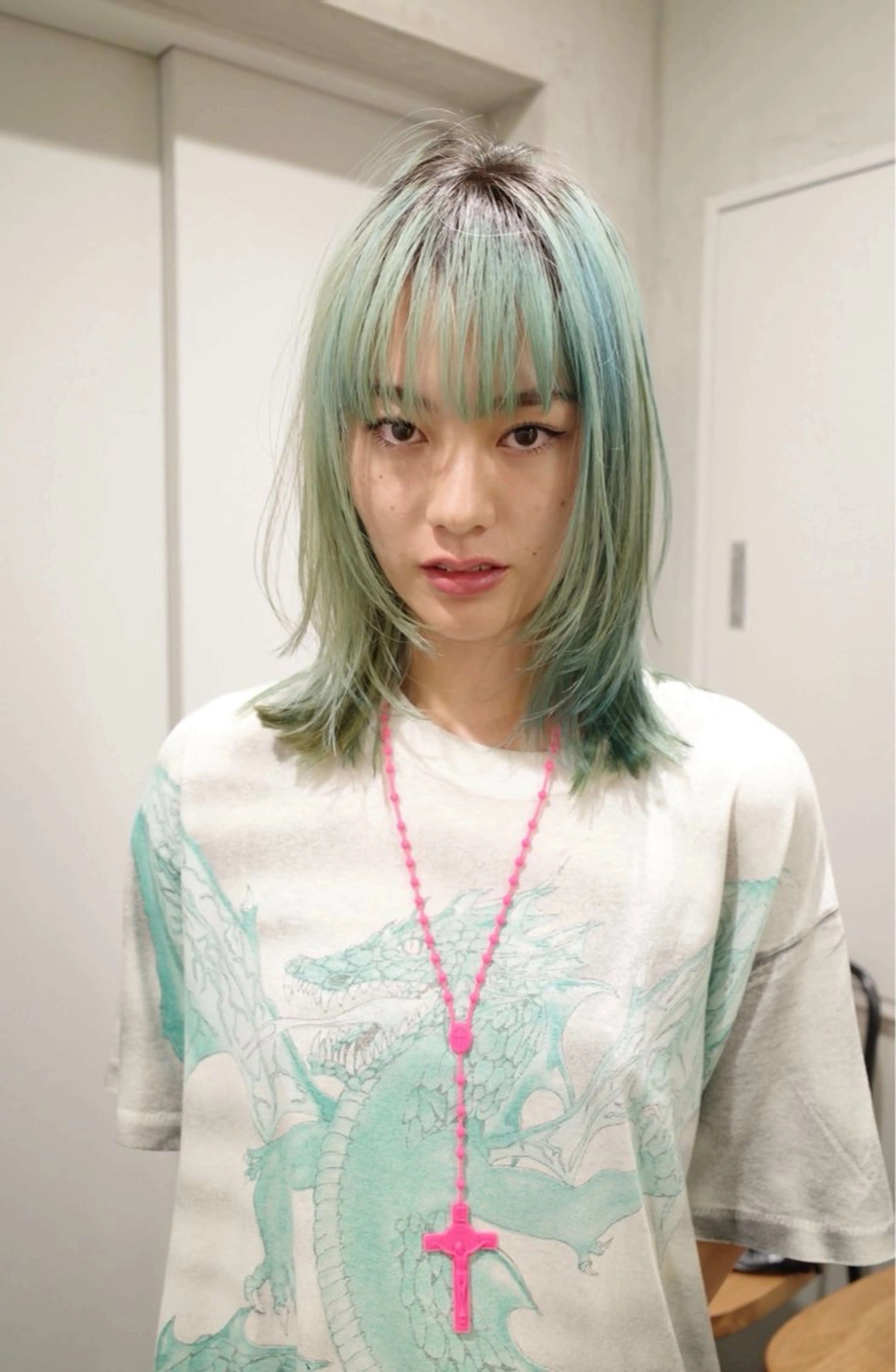 ミディアム 池田 麻紘のヘアスタイル