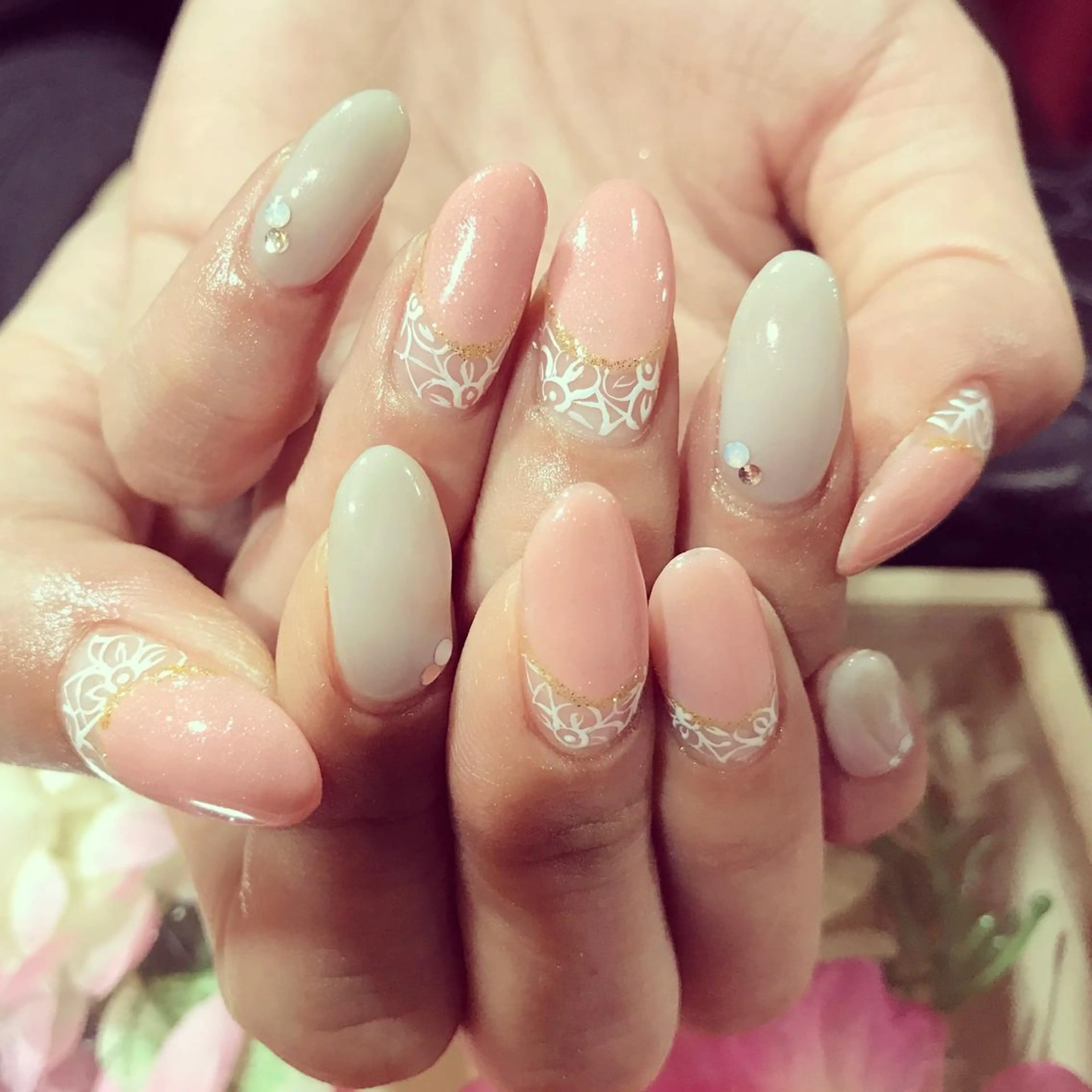 ネイル フラワーネイル レース 春ネイル nailsalon colon所属・nailartist lisaのネイルデザイン