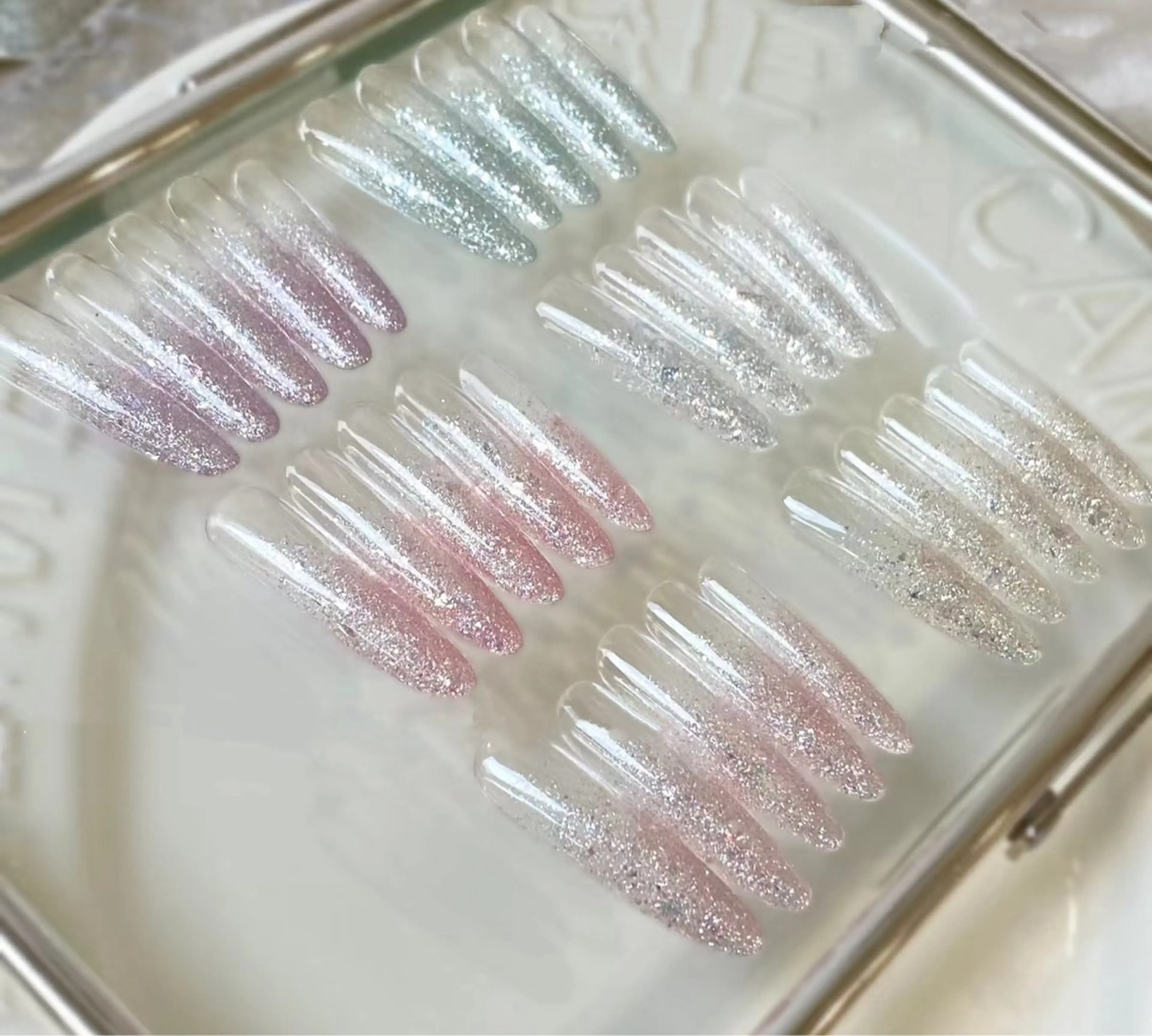 ネイル ハンドネイル if所属・yo yoのネイルデザイン