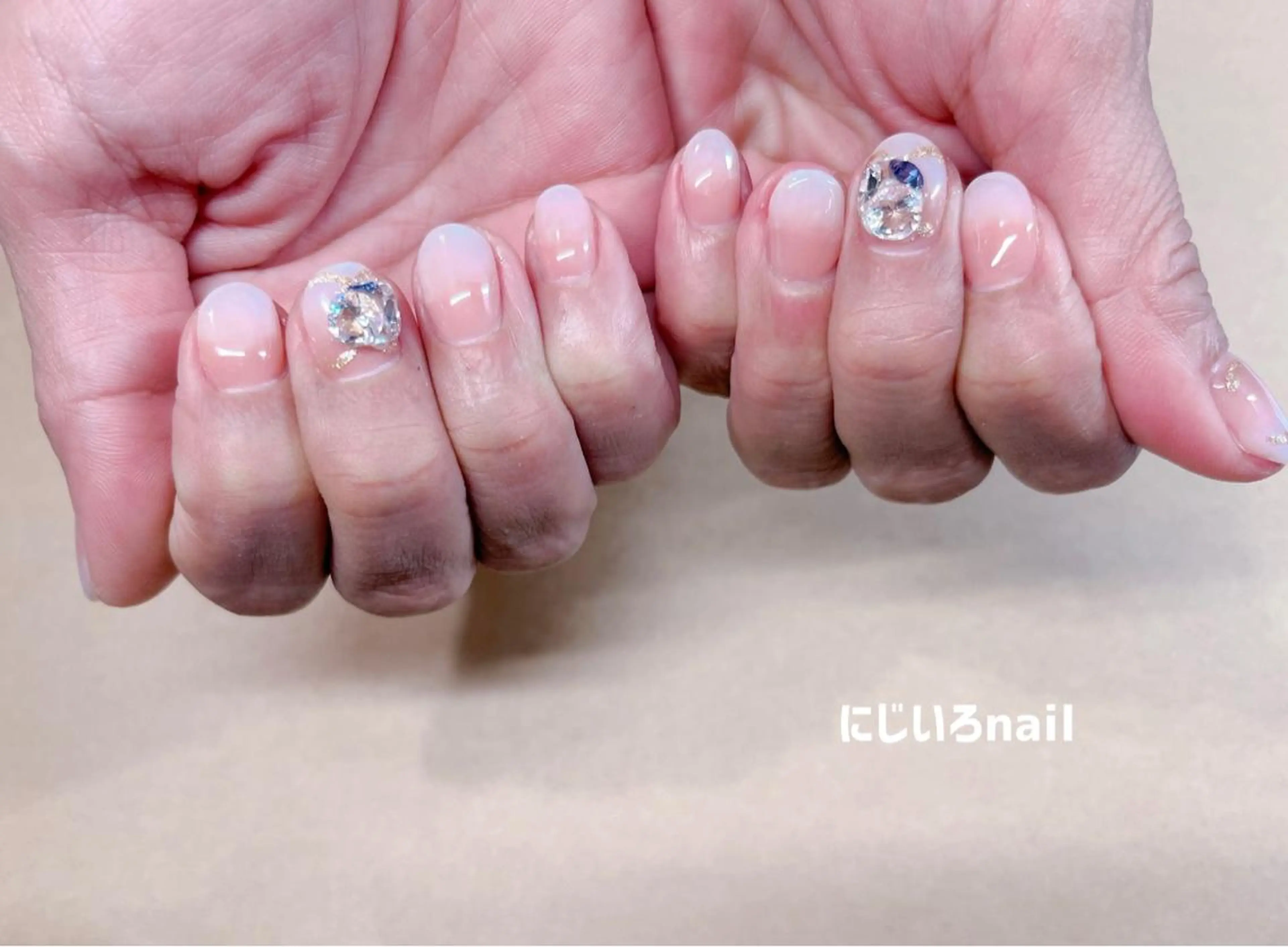 ネイル にじいろ nailのネイルデザイン