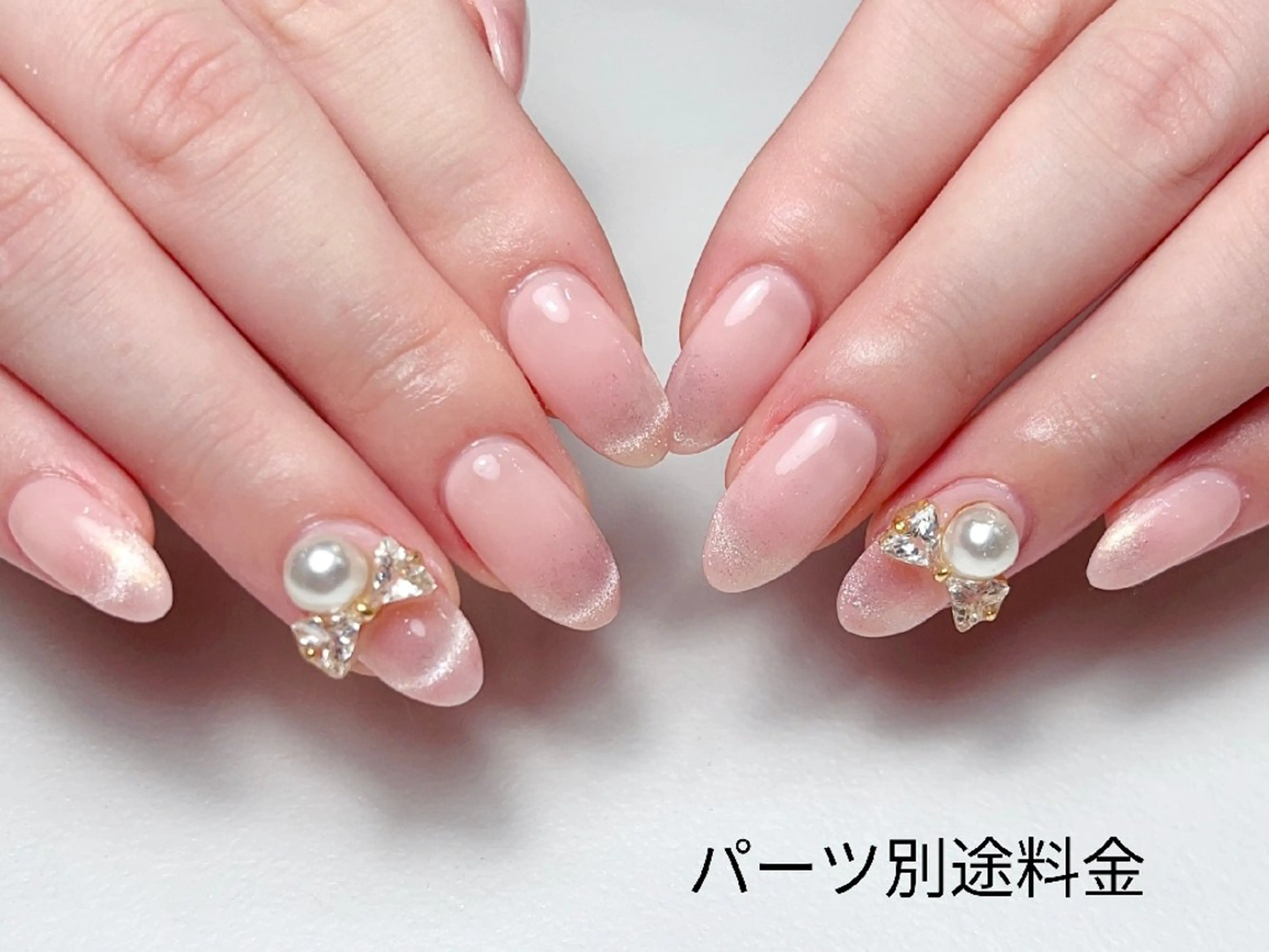 【7周年記念セール】ハンド　ジェルオフあり　ケア込み　✨SNS 大人気マグネットフレンチの写真