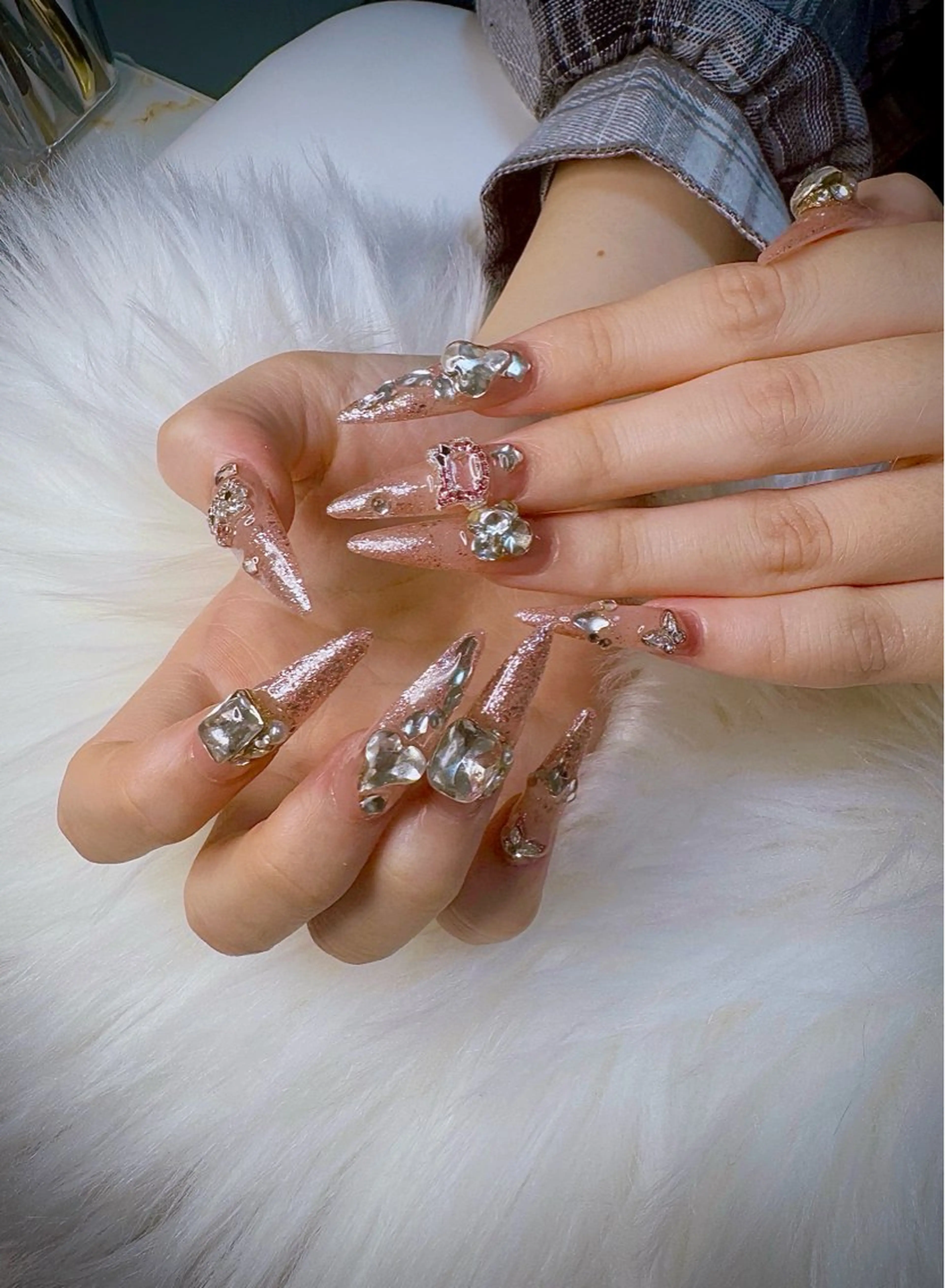 ネイル アートネイル オーロラネイル チークネイル 長さ出し フットネイル happy nail所属・Happy Nailのネイルデザイン