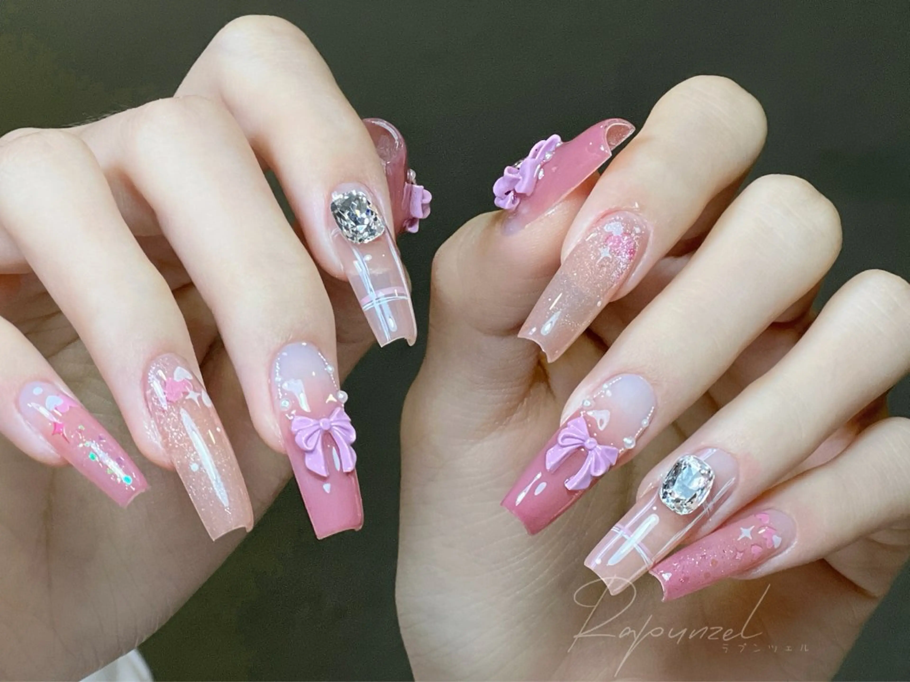 メンズ ネイル アートネイル フレンチネイル ジェルネイル キラキラネイル パラジェル ハンドネイル Bloom スカルプ専門店のネイルデザイン