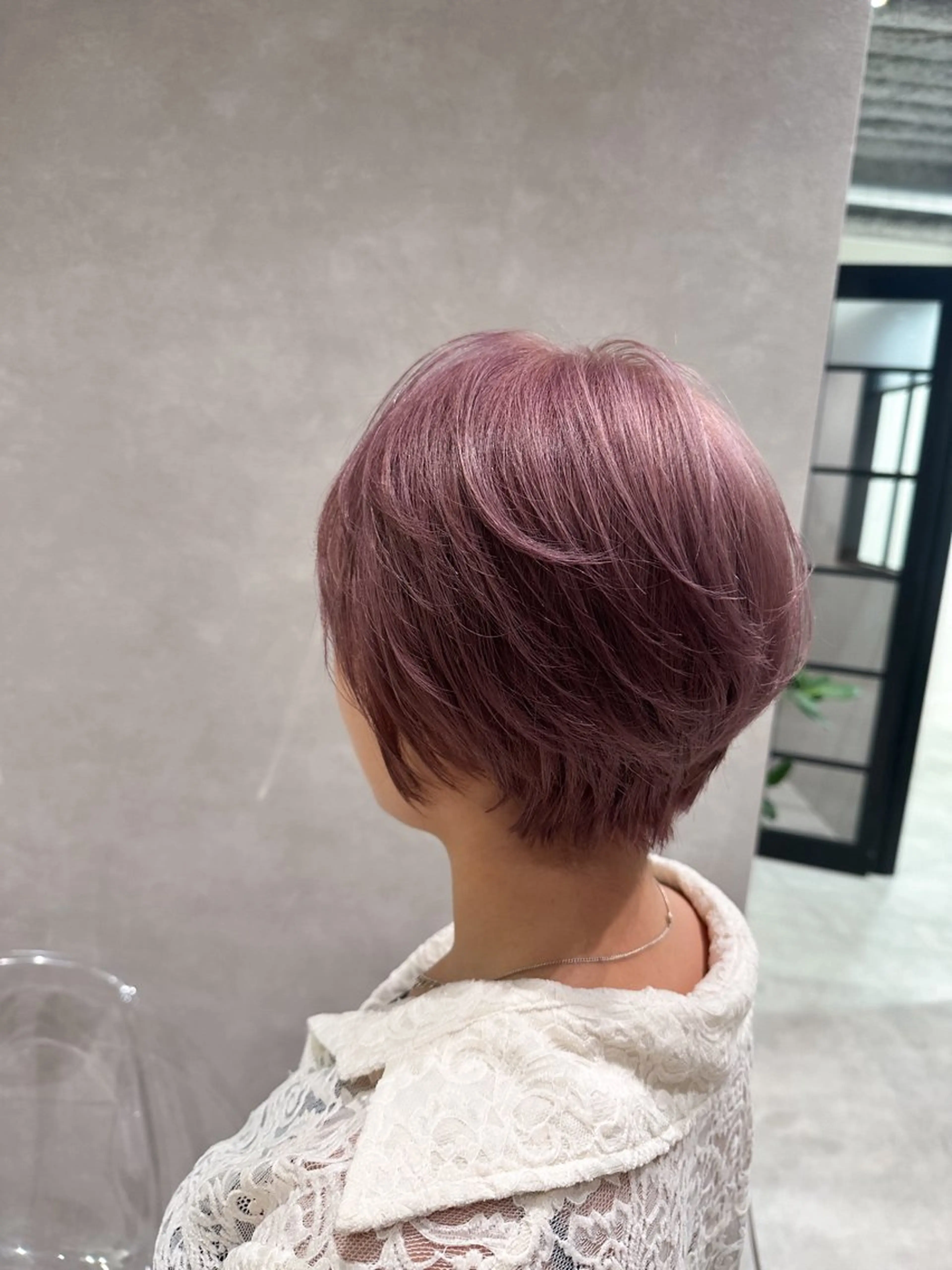 ショート ピンクラベンダー regalo 森重ユウのヘアスタイル