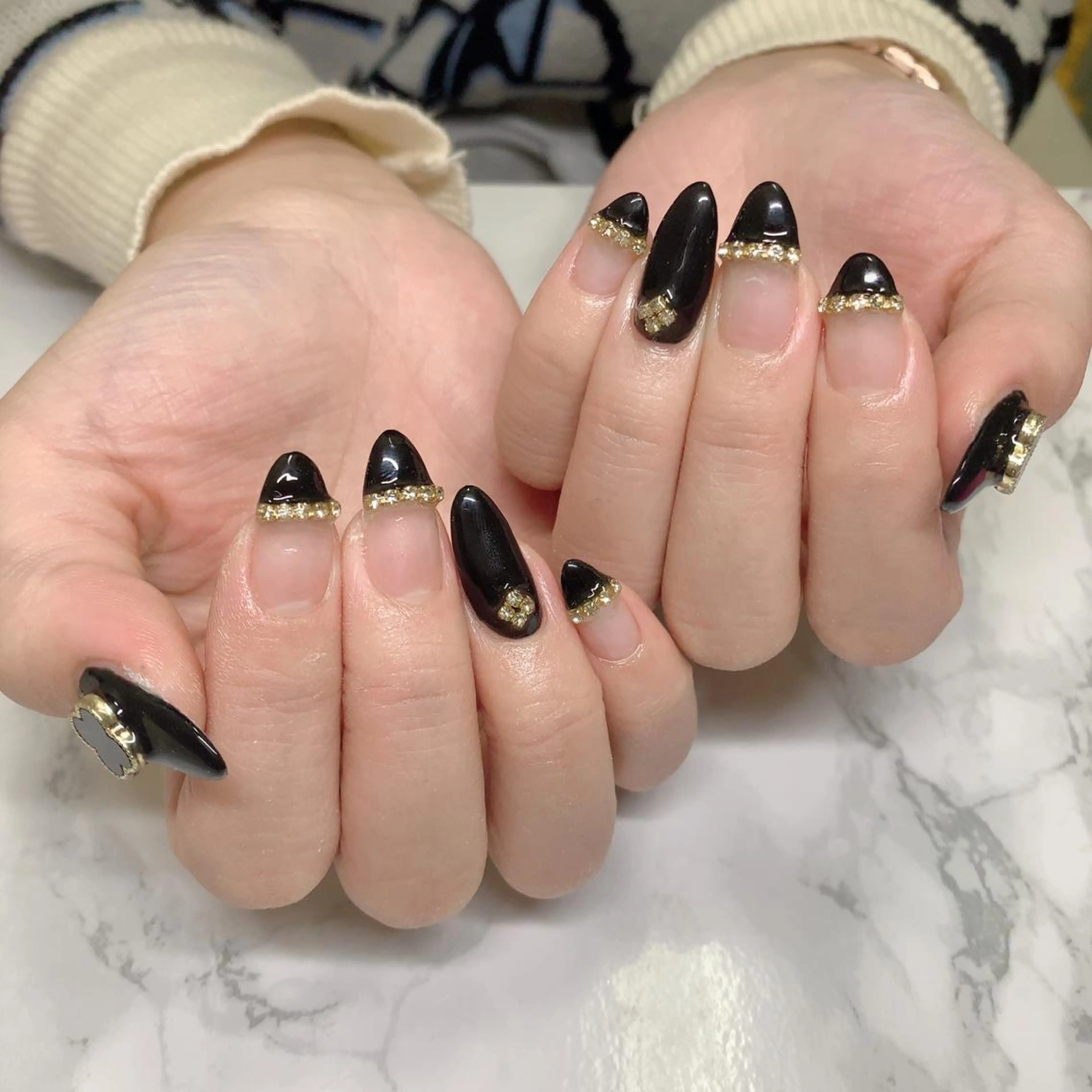 ネイル はな💎ネイル ワンホン、長さ出しのネイルデザイン