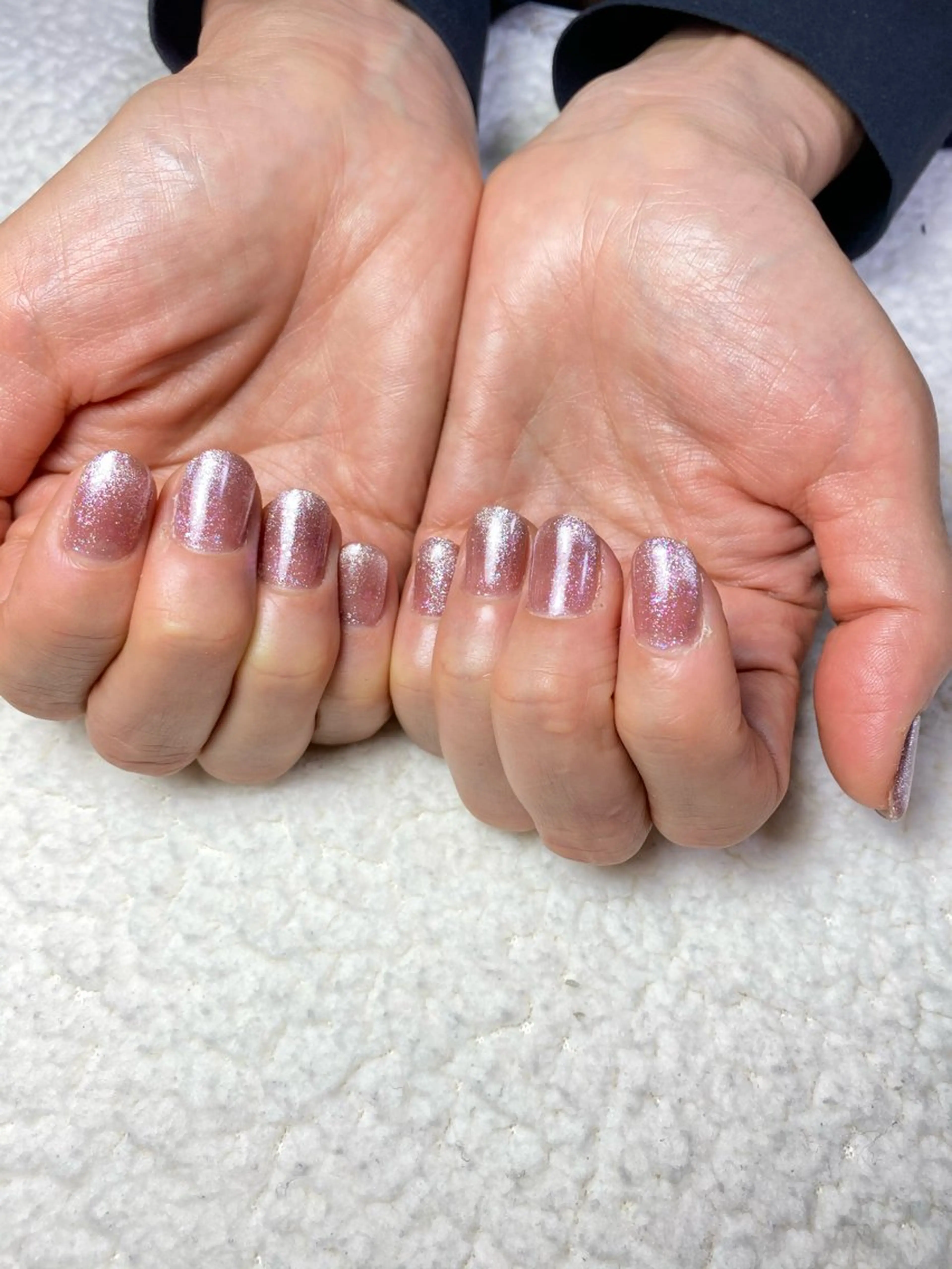 ネイル キラキラネイル マグネットネイル ワンカラーネイル ハンドネイル COCO+所属・COCO +のエステ・リラクイメージ