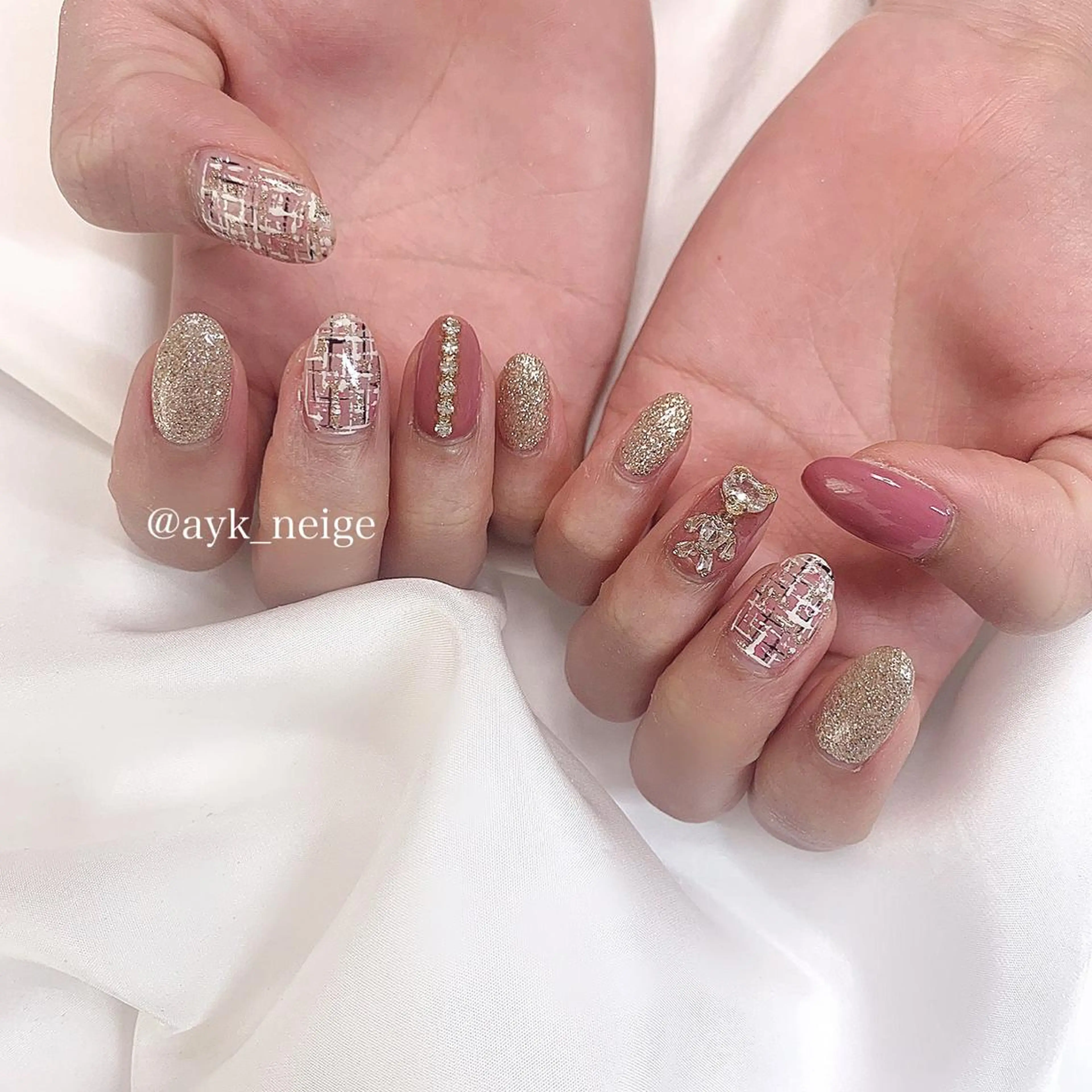 ネイル フットネイル キラキラネイル 韓国ネイル ツイードネイル 冬ネイル n'eige nail所属・大谷 綾香のネイルデザイン