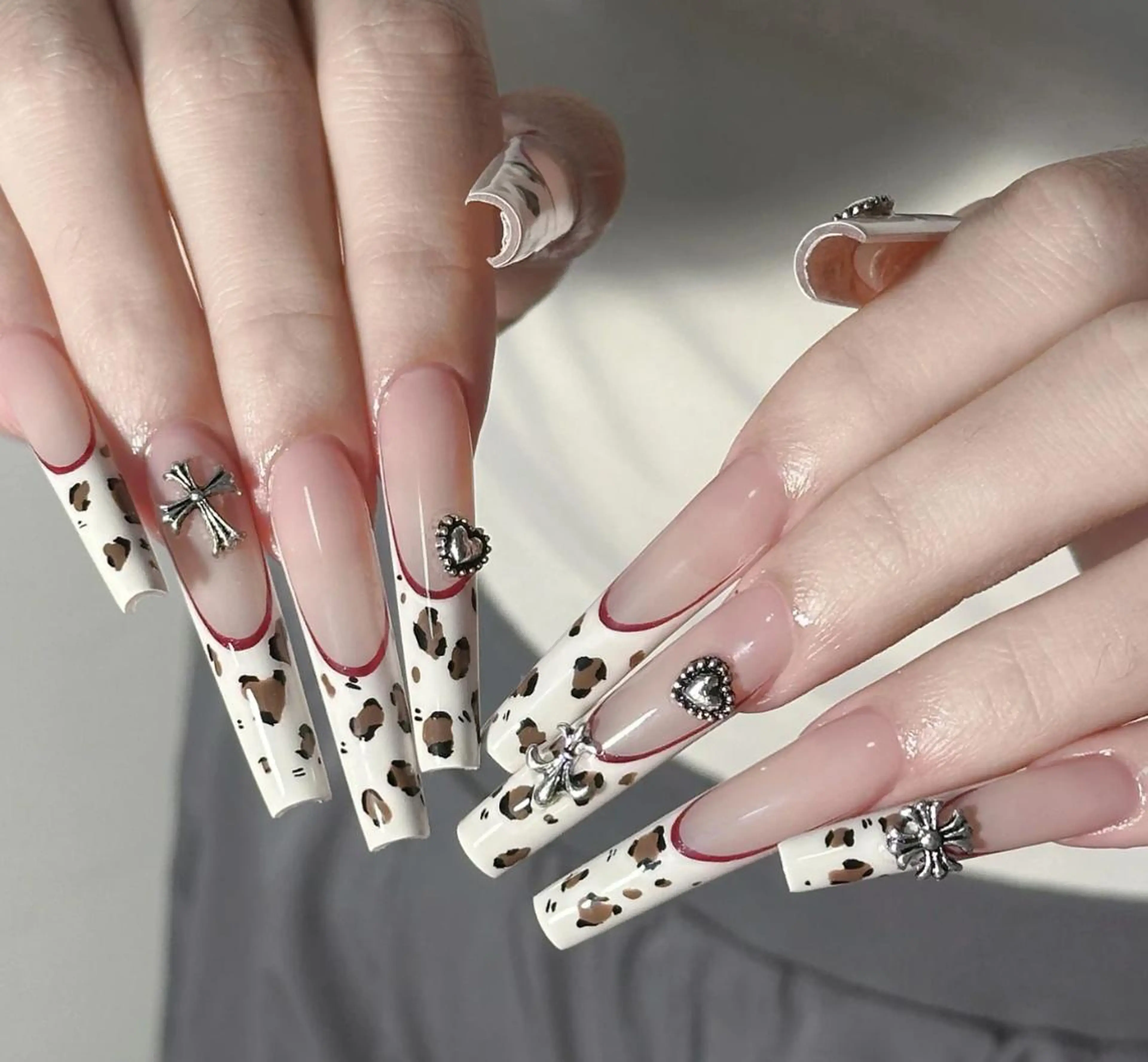 ネイル Pure&Rich Nailのネイルデザイン