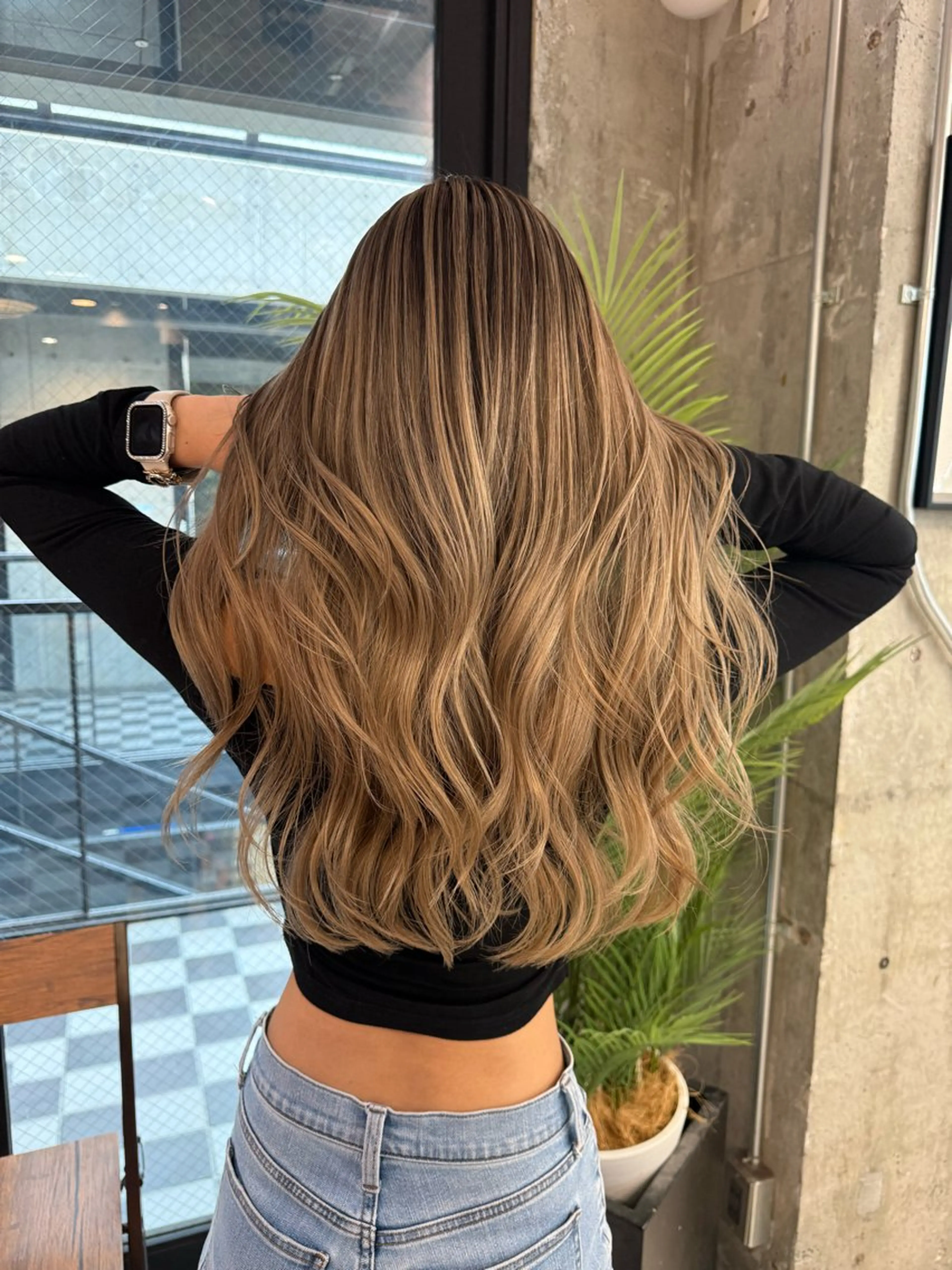 ロング 🫧ハイライトカラー 🫧 𝓜𝓘𝓤のヘアスタイル