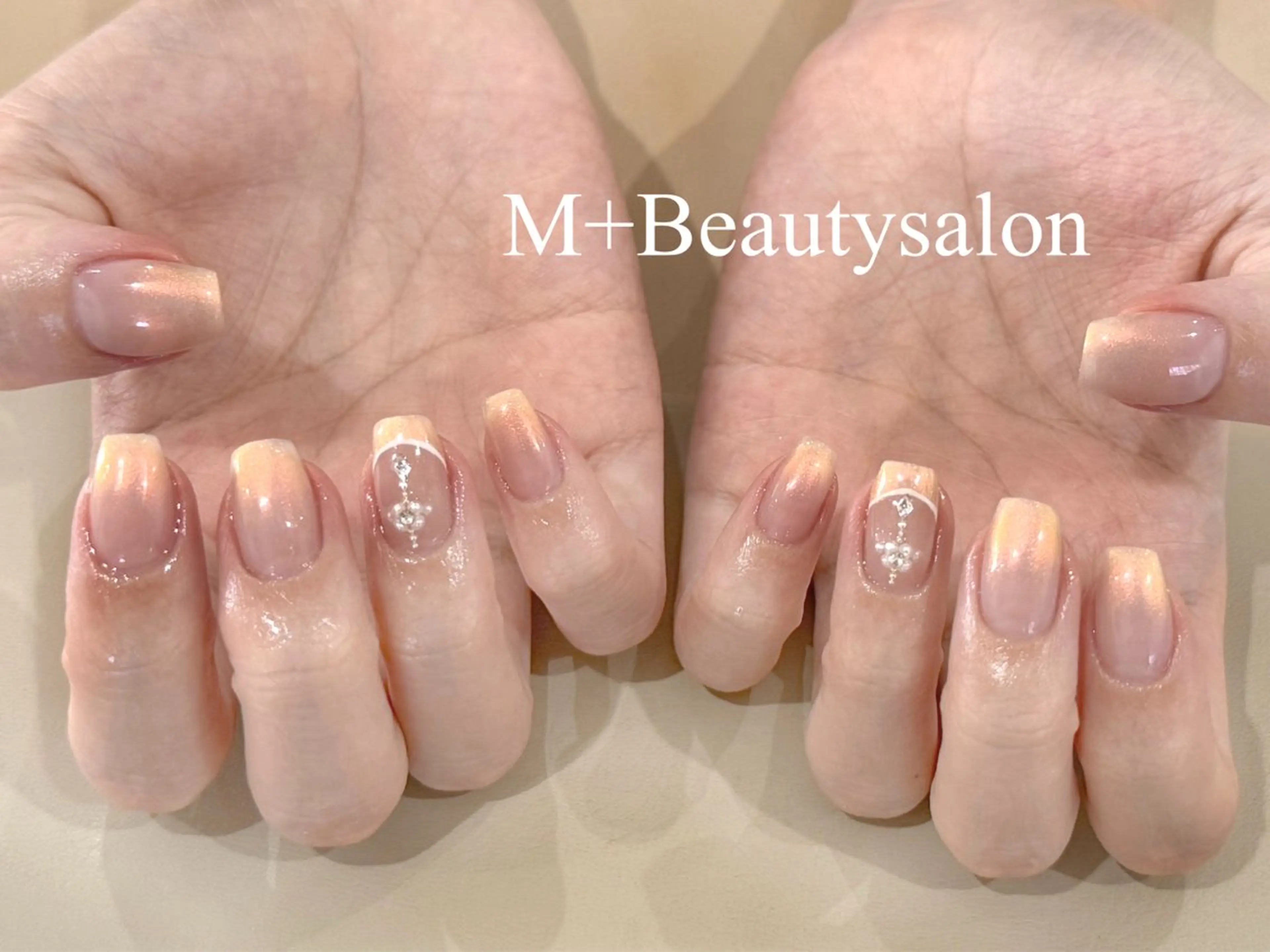 ネイル ハンドネイル M+  Beauty Salonのネイルデザイン