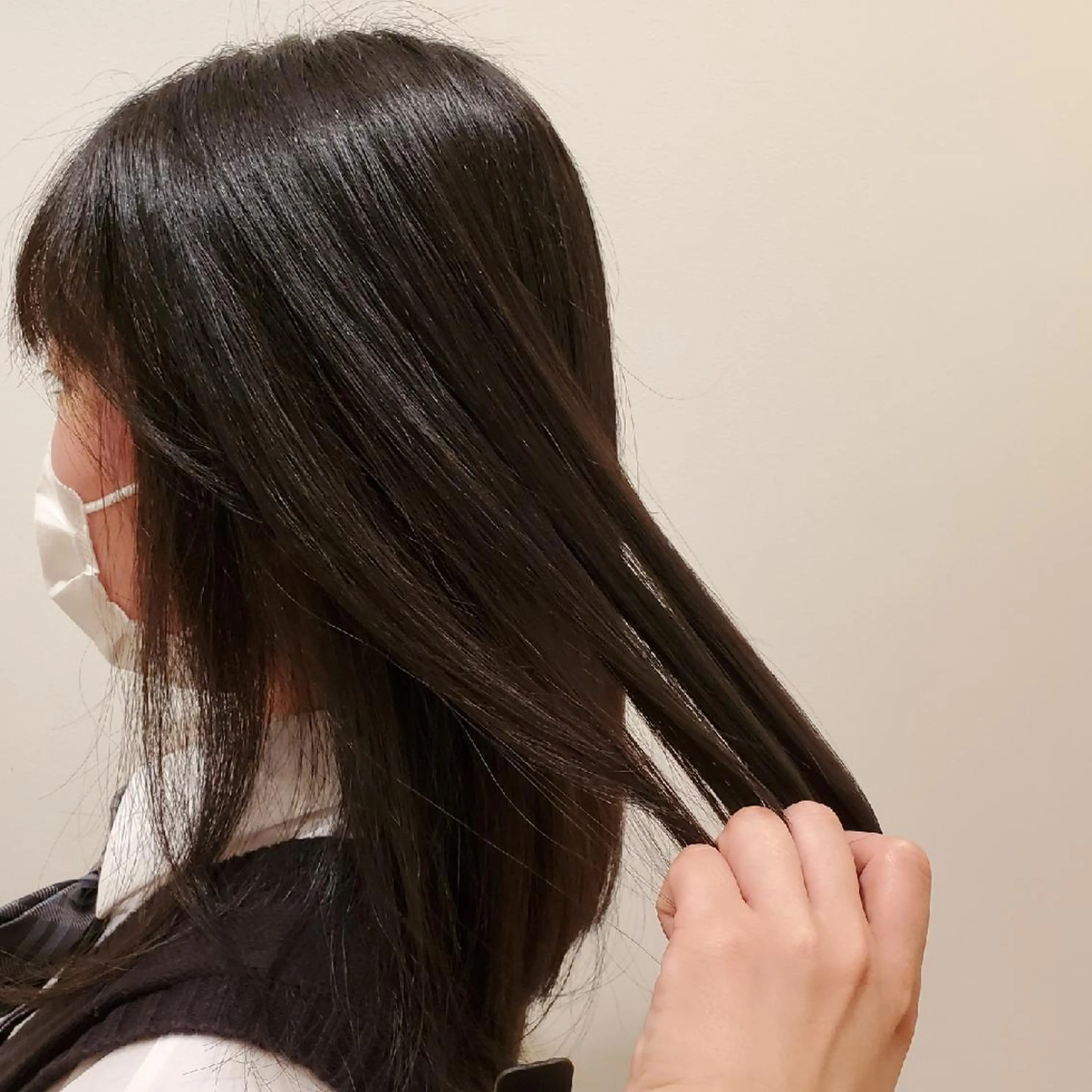 ロング パーマ 顔まわりデザイン🌿 ふじこのヘアスタイル