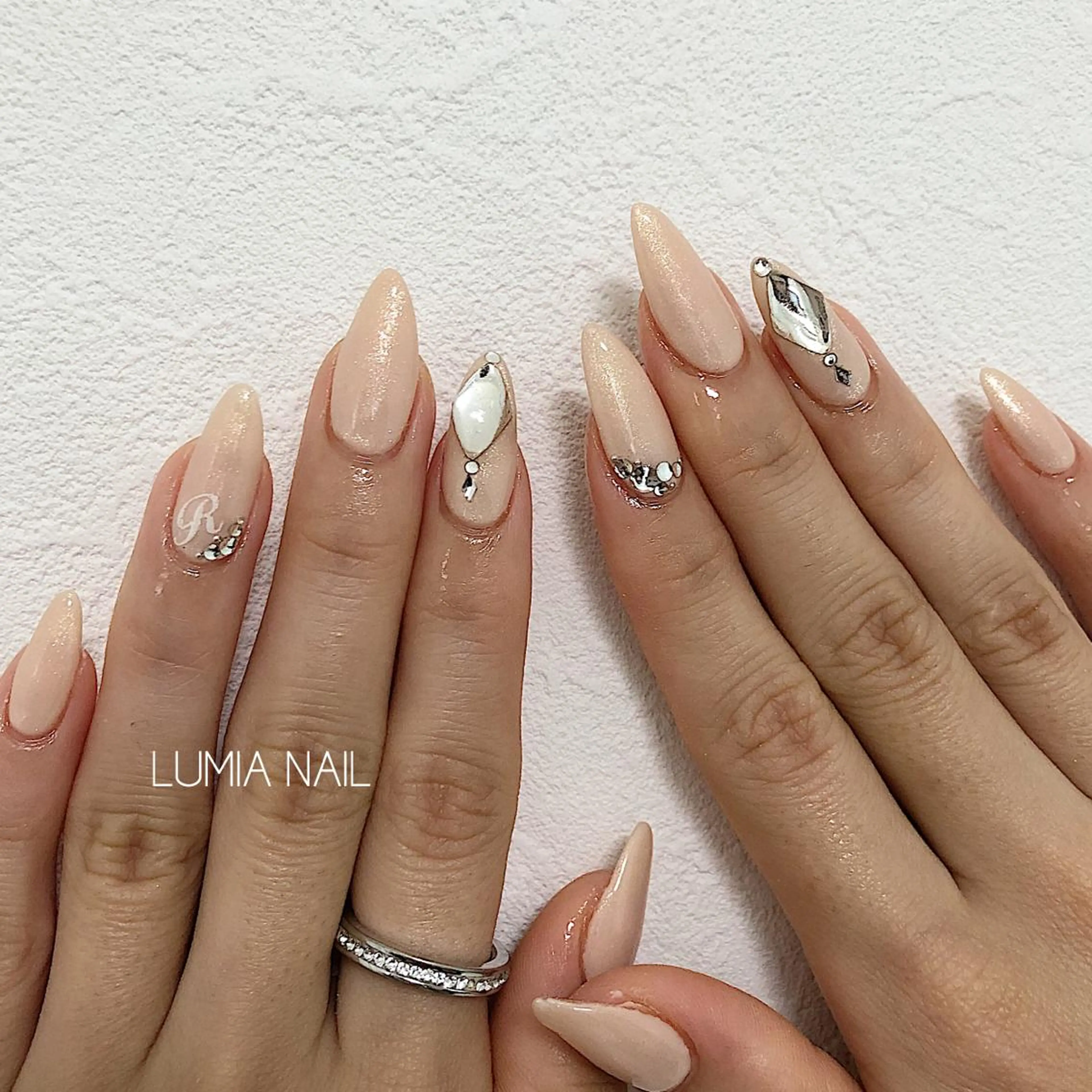 ネイル nail&eyelash Rine所属・Rine 放出 (リネ)のネイルデザイン