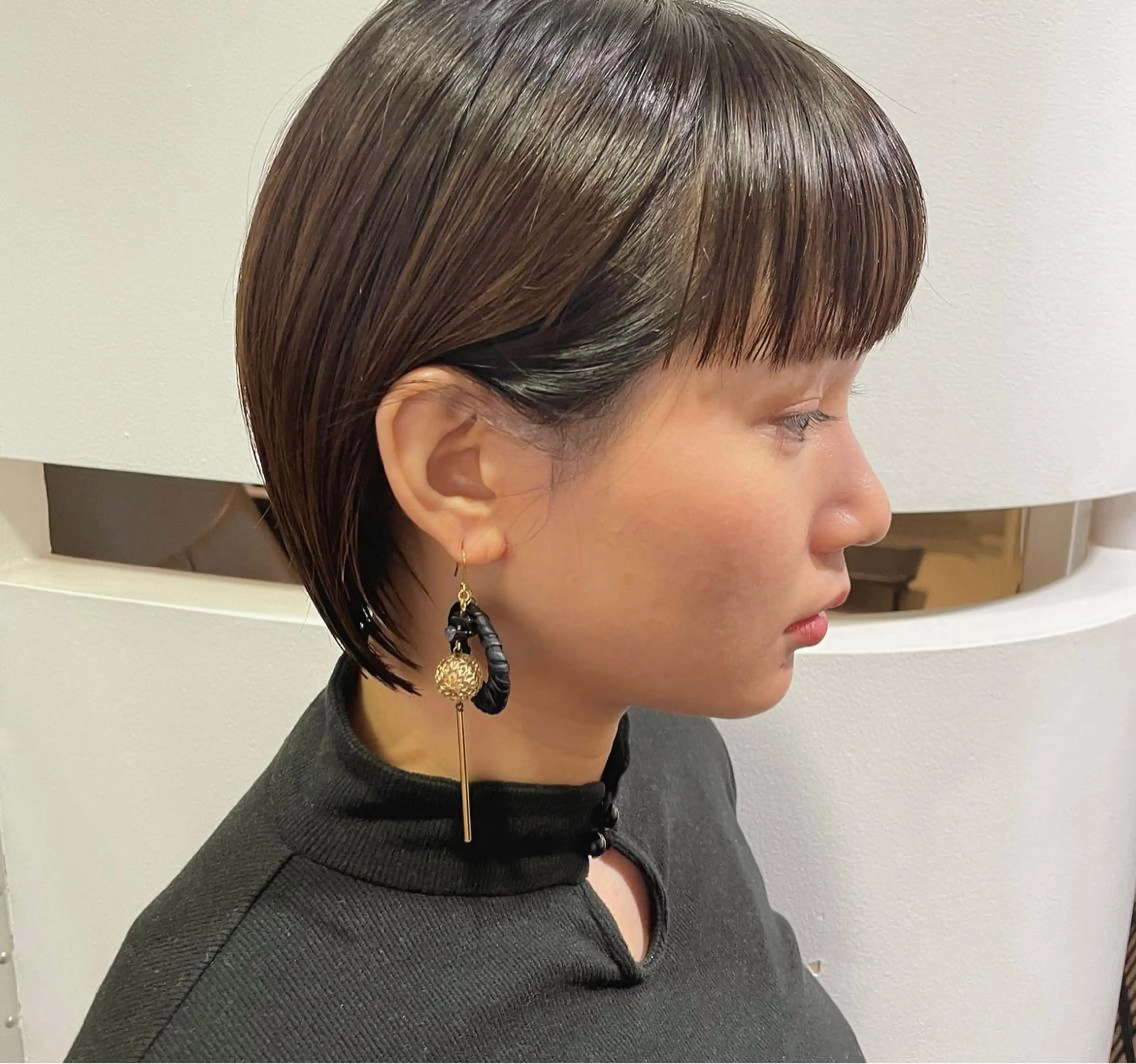 ショート カラー カット ヘアカラー ブリーチなしで透け感 暖色カラーボブaoiのヘアスタイル