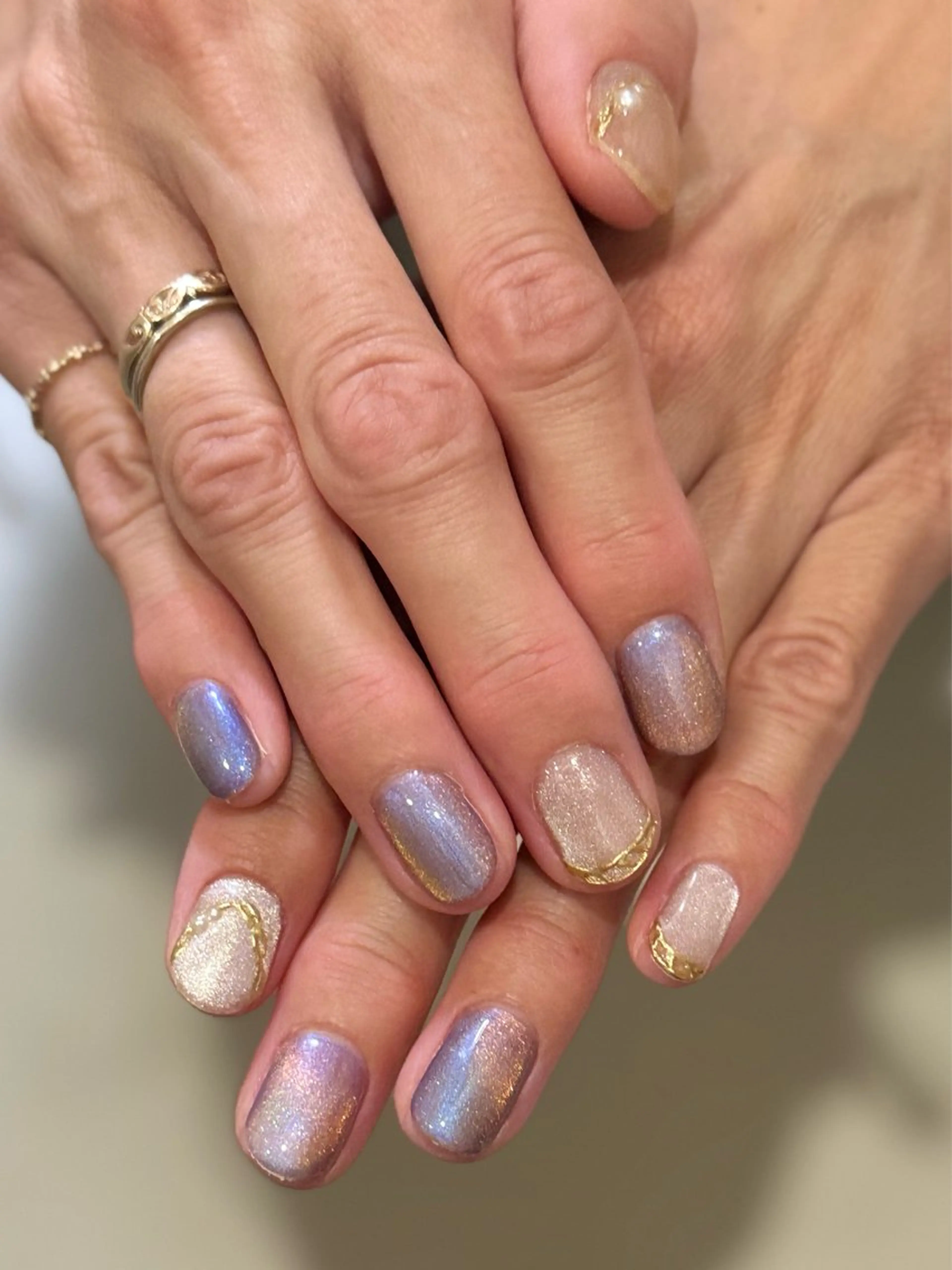 ネイル マグネットネイル ミラーネイル salone Regina 【サローネ　レジーナ】所属・Regina Marinaのネイルデザイン